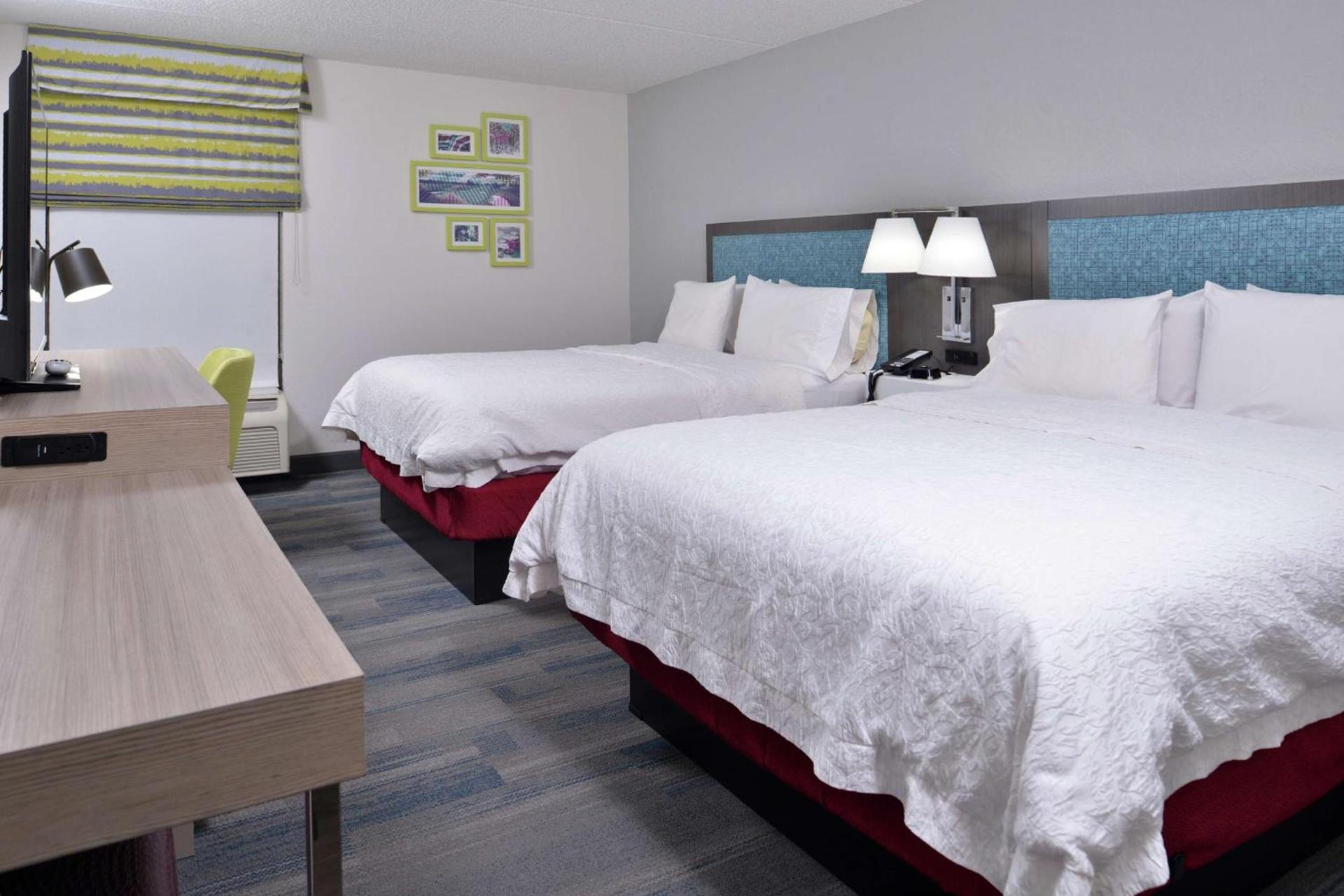Hampton Inn - Greenville photo 17