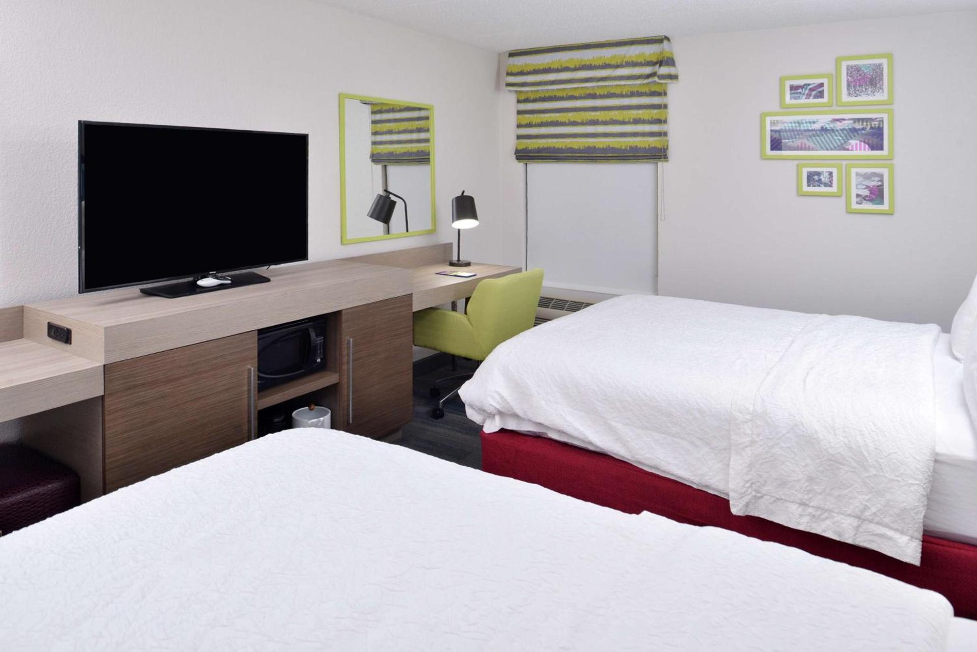 Hampton Inn - Greenville photo 25