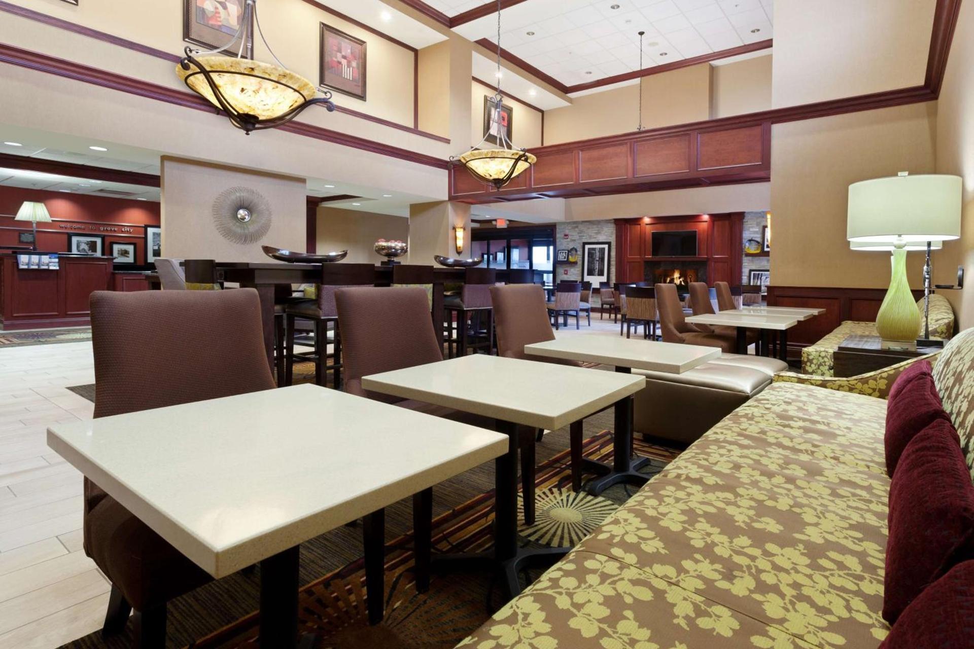 Hampton Inn & Suites Grove City photo 7