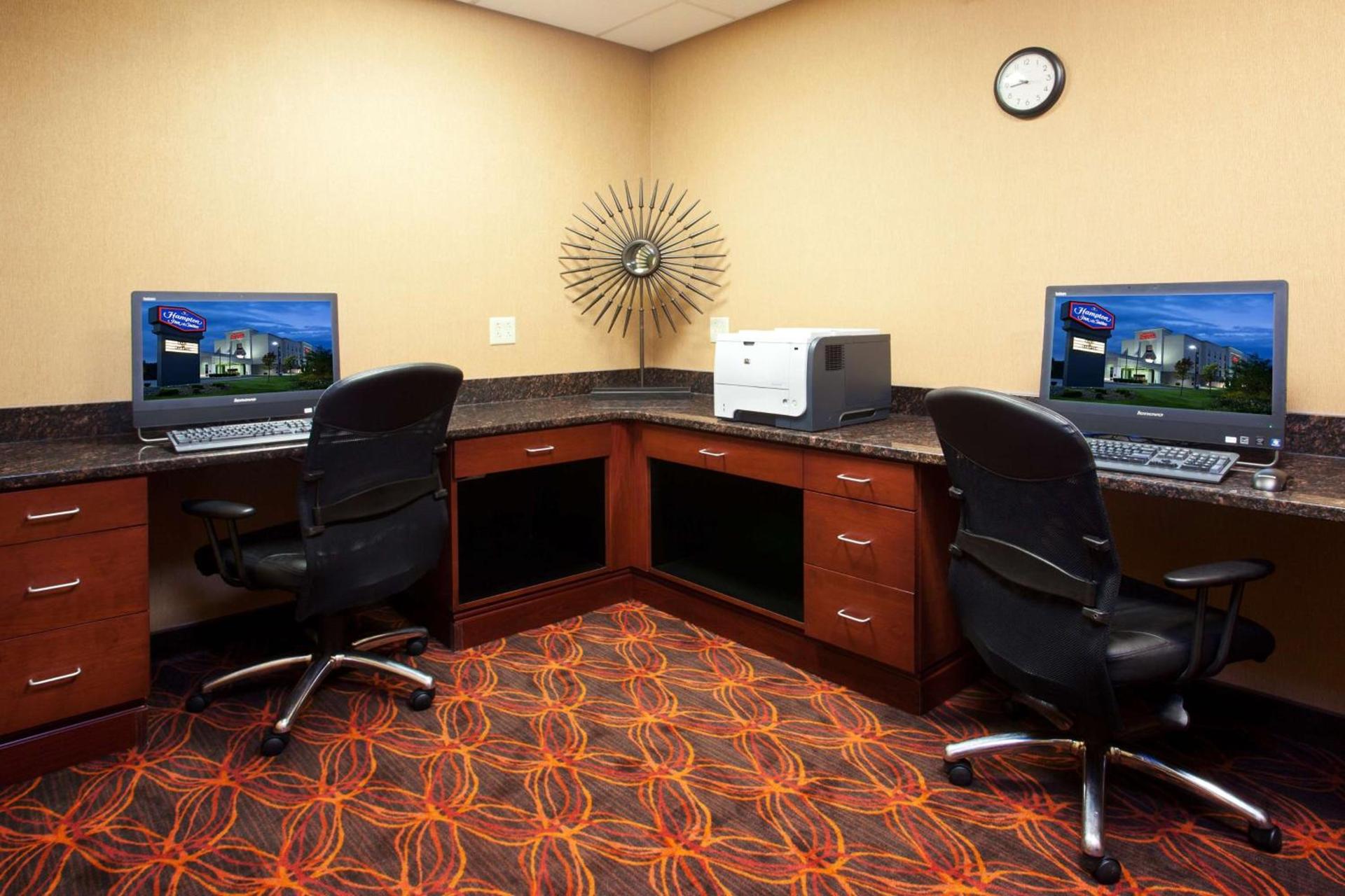 Hampton Inn & Suites Grove City photo 24