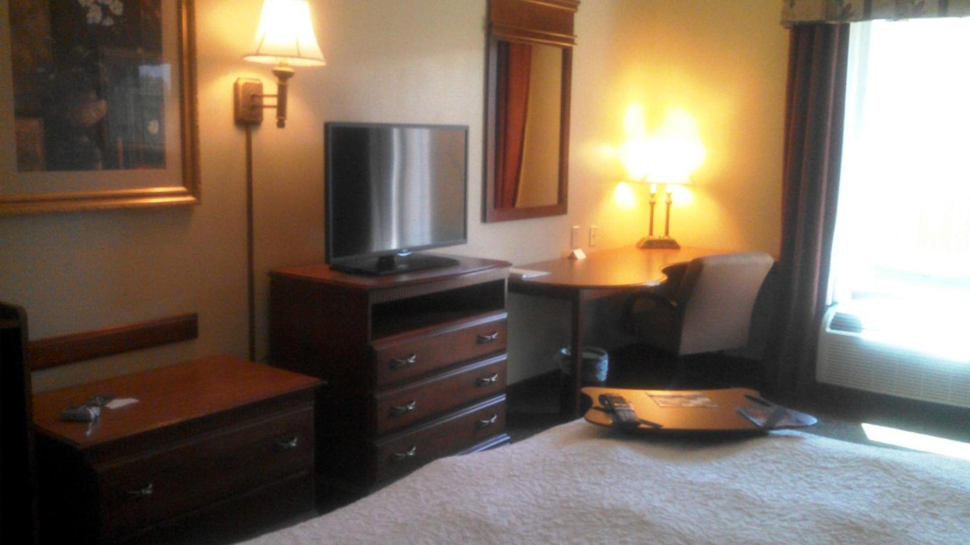 Hampton Inn Greenwood photo 3