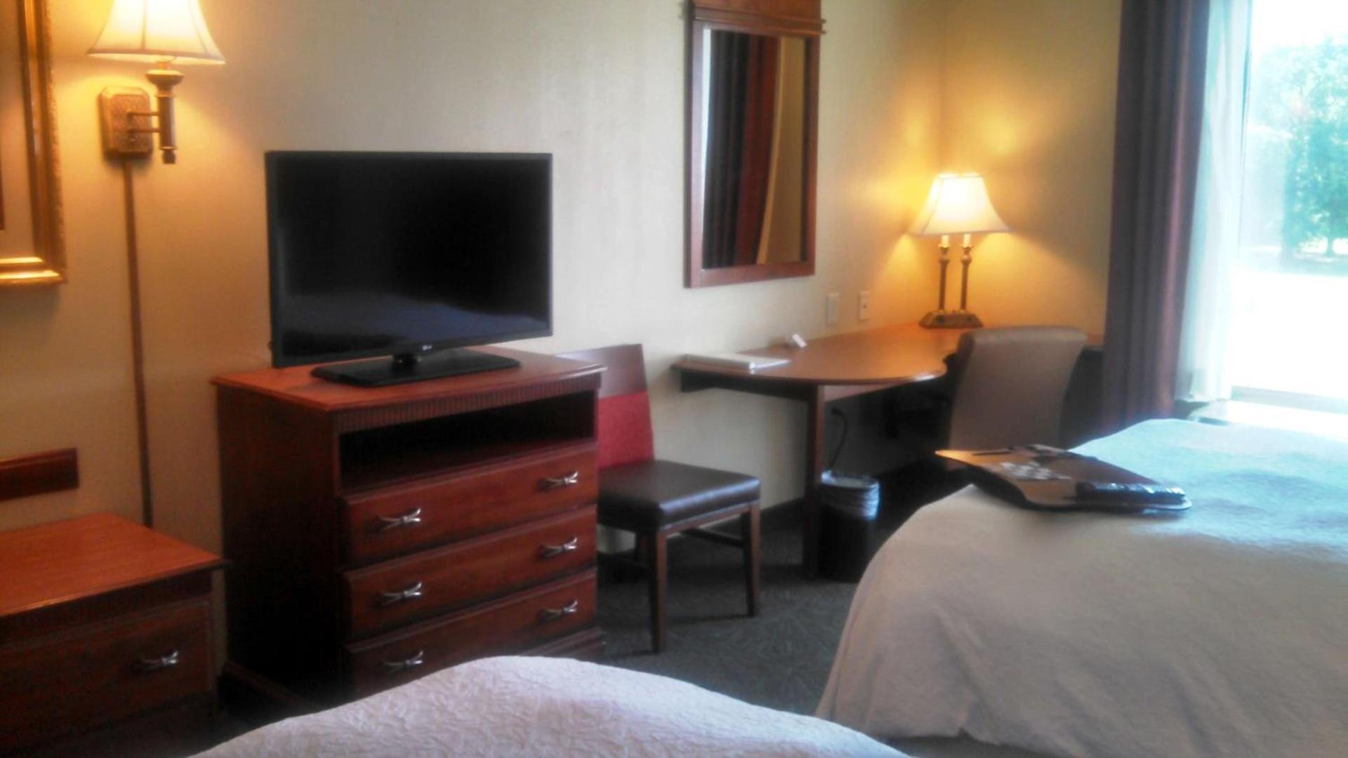 Hampton Inn Greenwood photo 6
