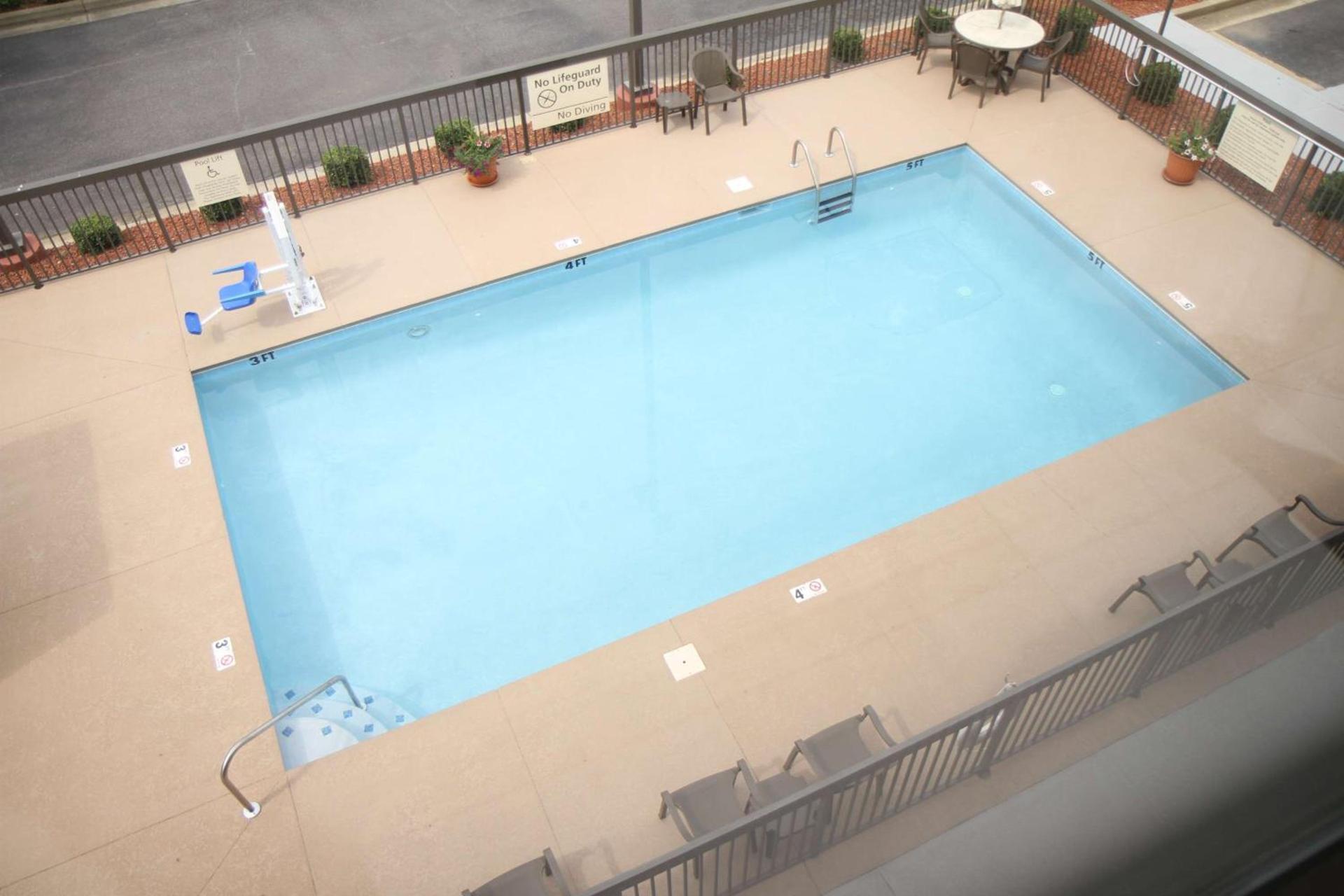 Hampton Inn Greeneville photo 6