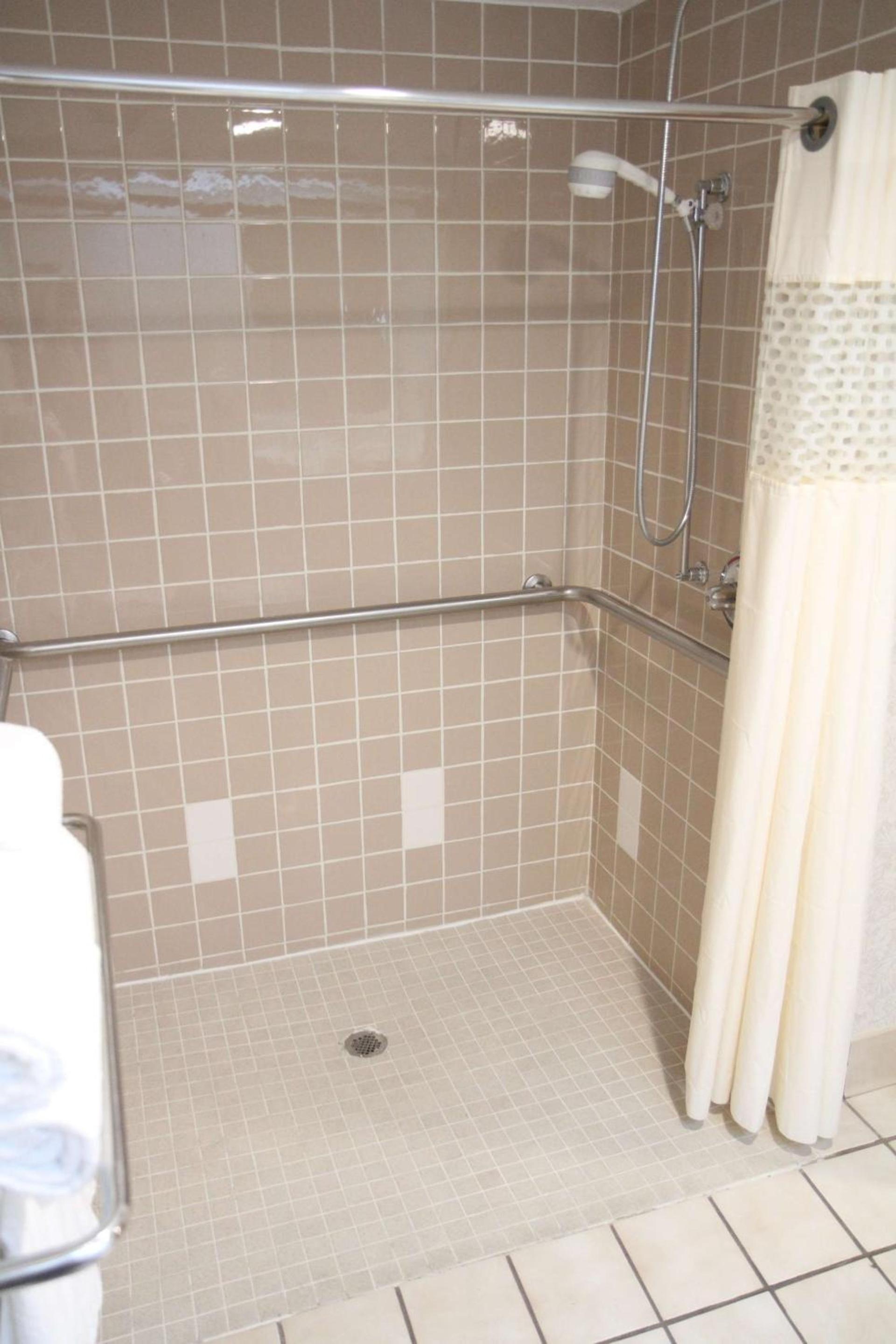 Hampton Inn Greeneville photo 2