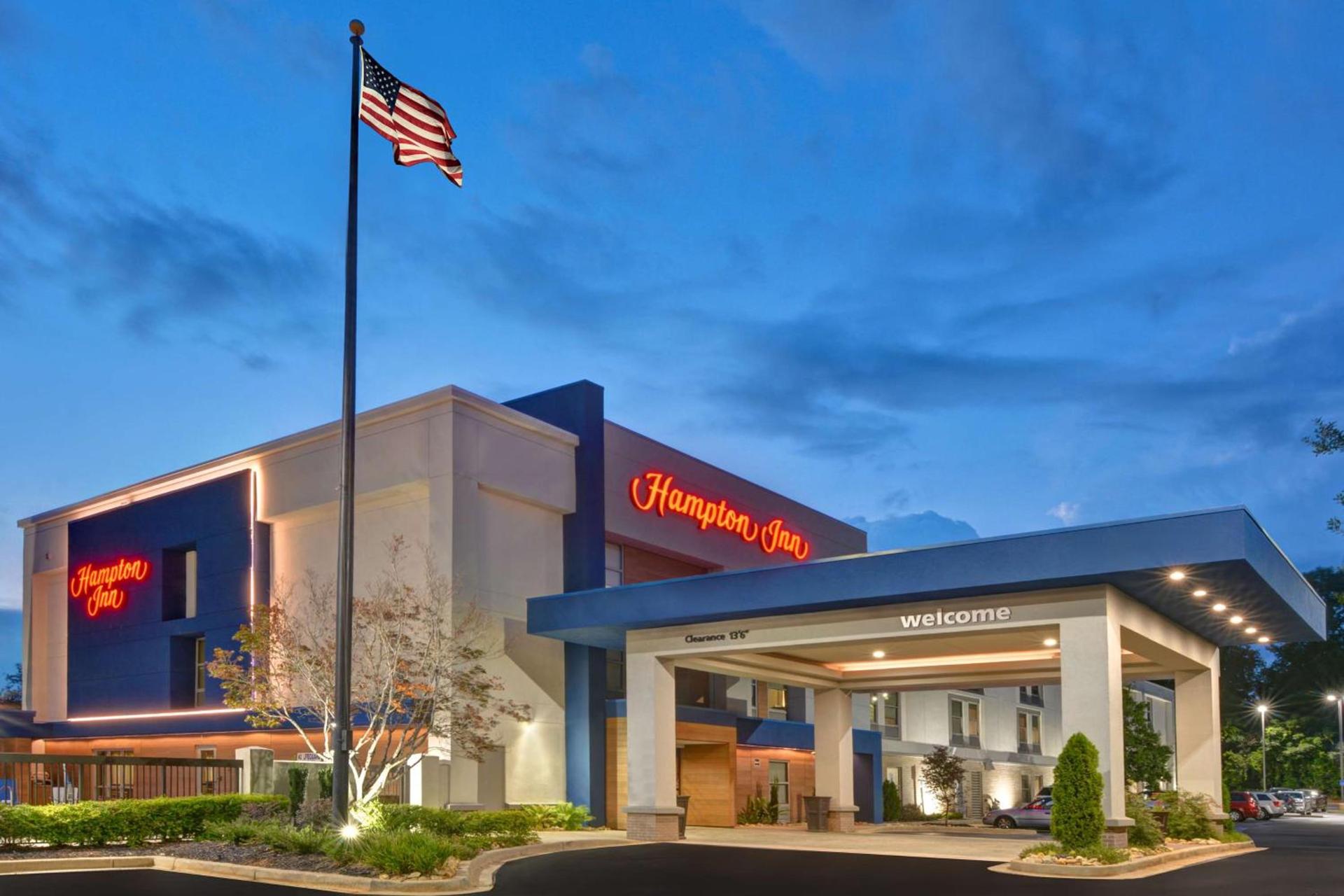 Hampton Inn Greenwood photo 2