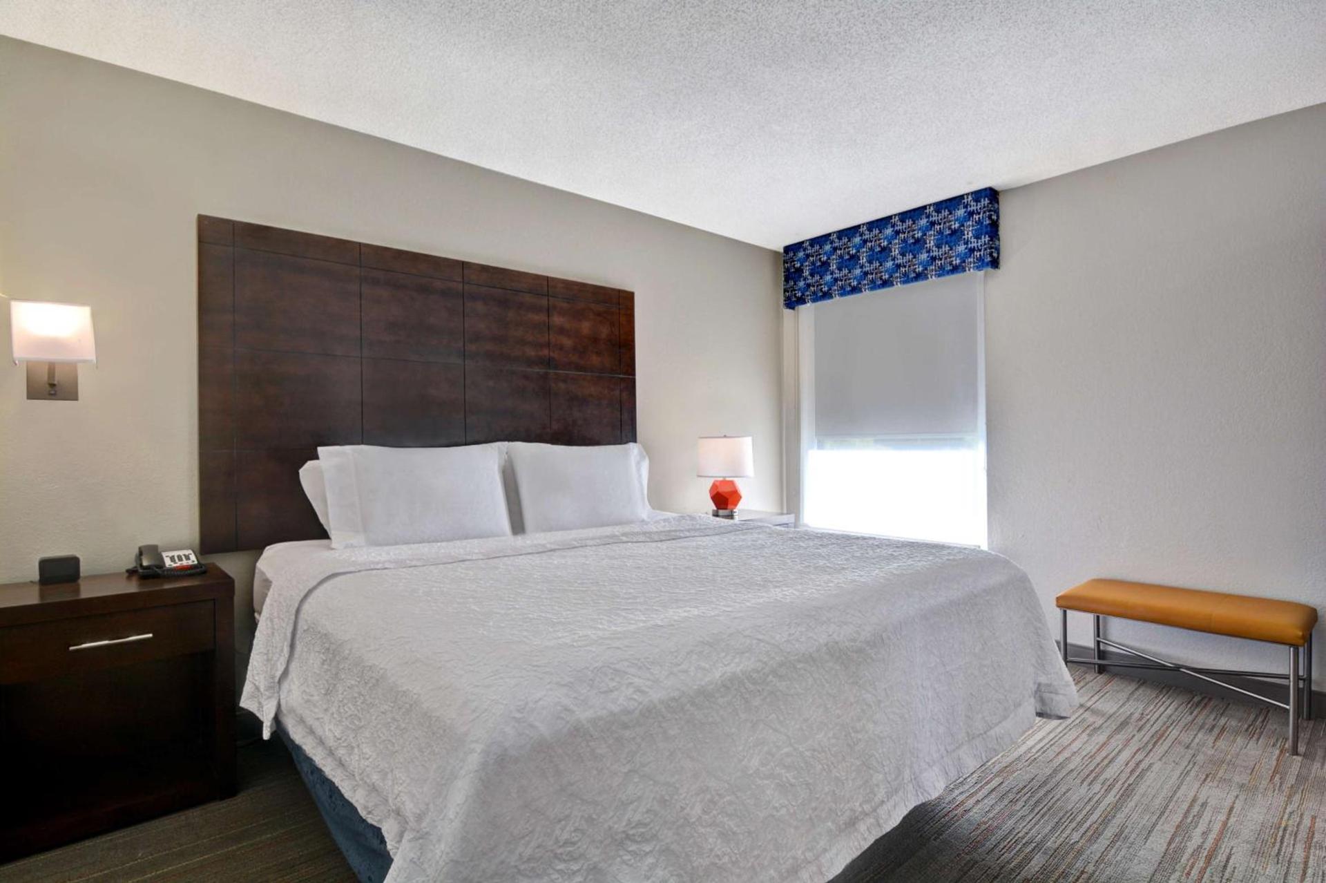 Hampton Inn Greenwood photo 17