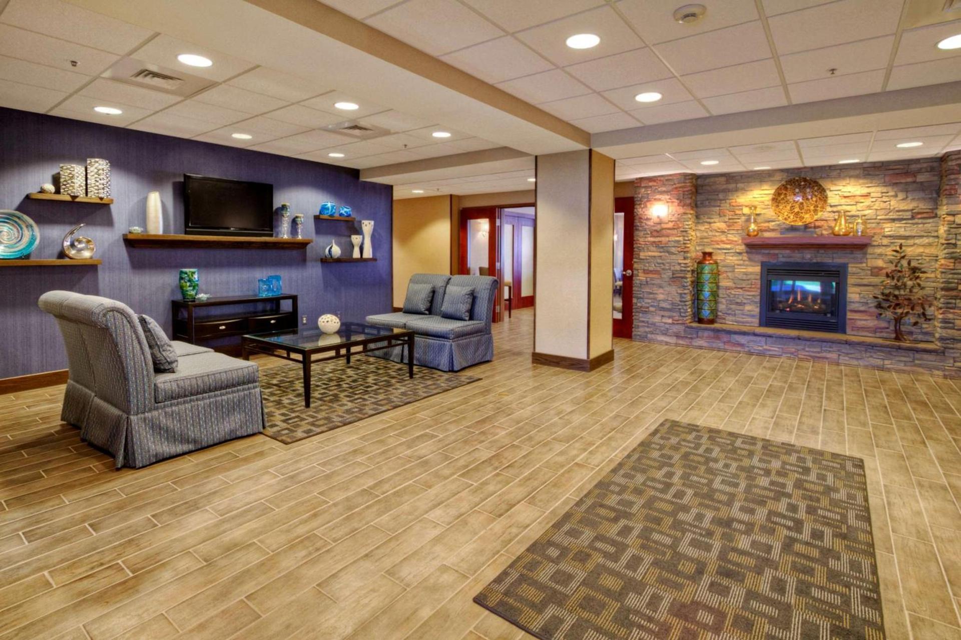 Hampton Inn - Great Falls photo 3