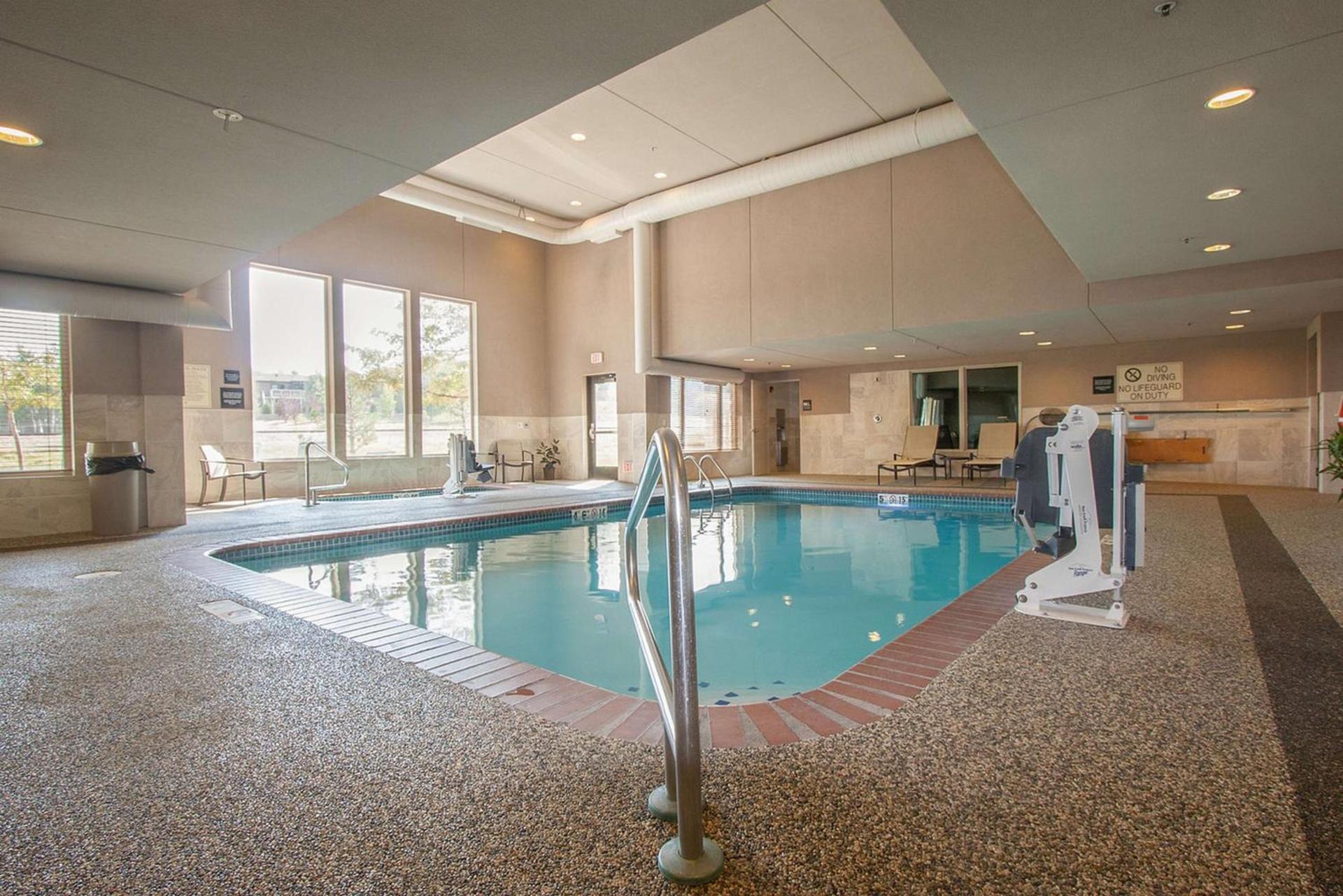 Hampton Inn - Great Falls photo 14