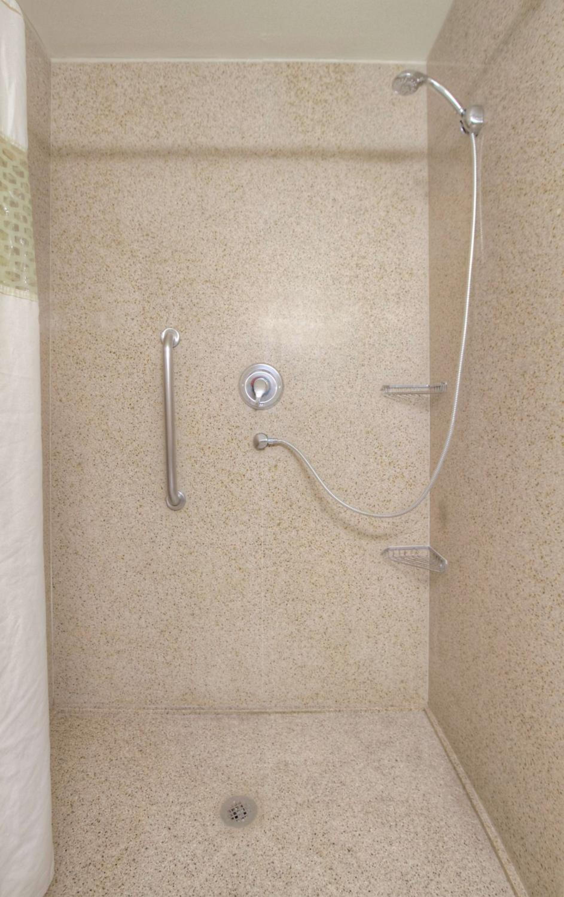 Hampton Inn - Great Falls photo 21