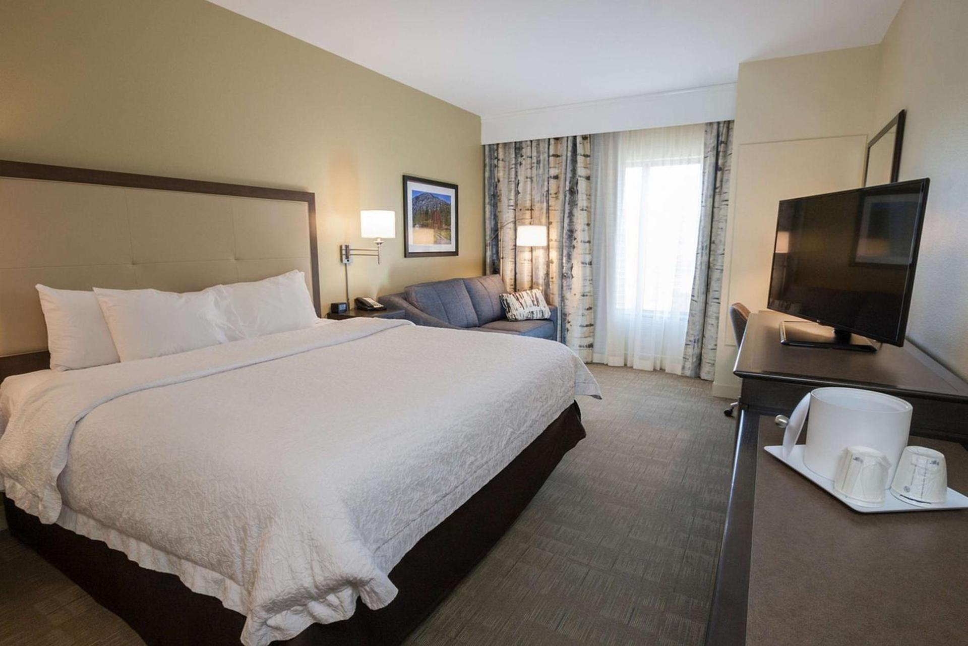 Hampton Inn - Great Falls photo 25