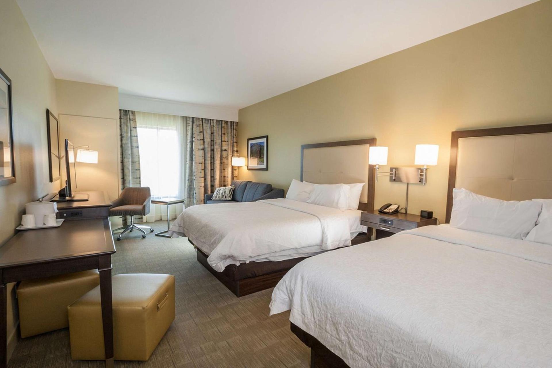 Hampton Inn - Great Falls photo 28