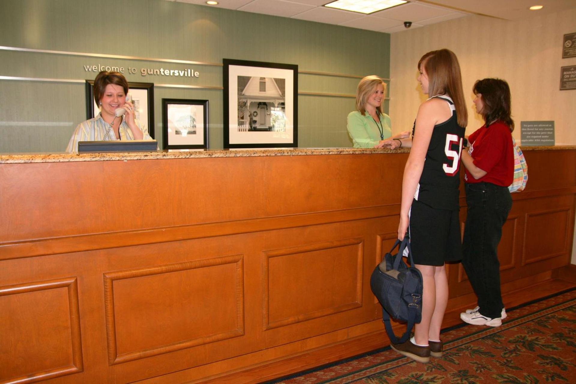 Hampton Inn Guntersville photo 6
