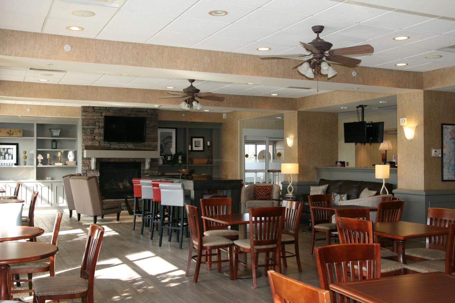 Hampton Inn Guntersville photo 7