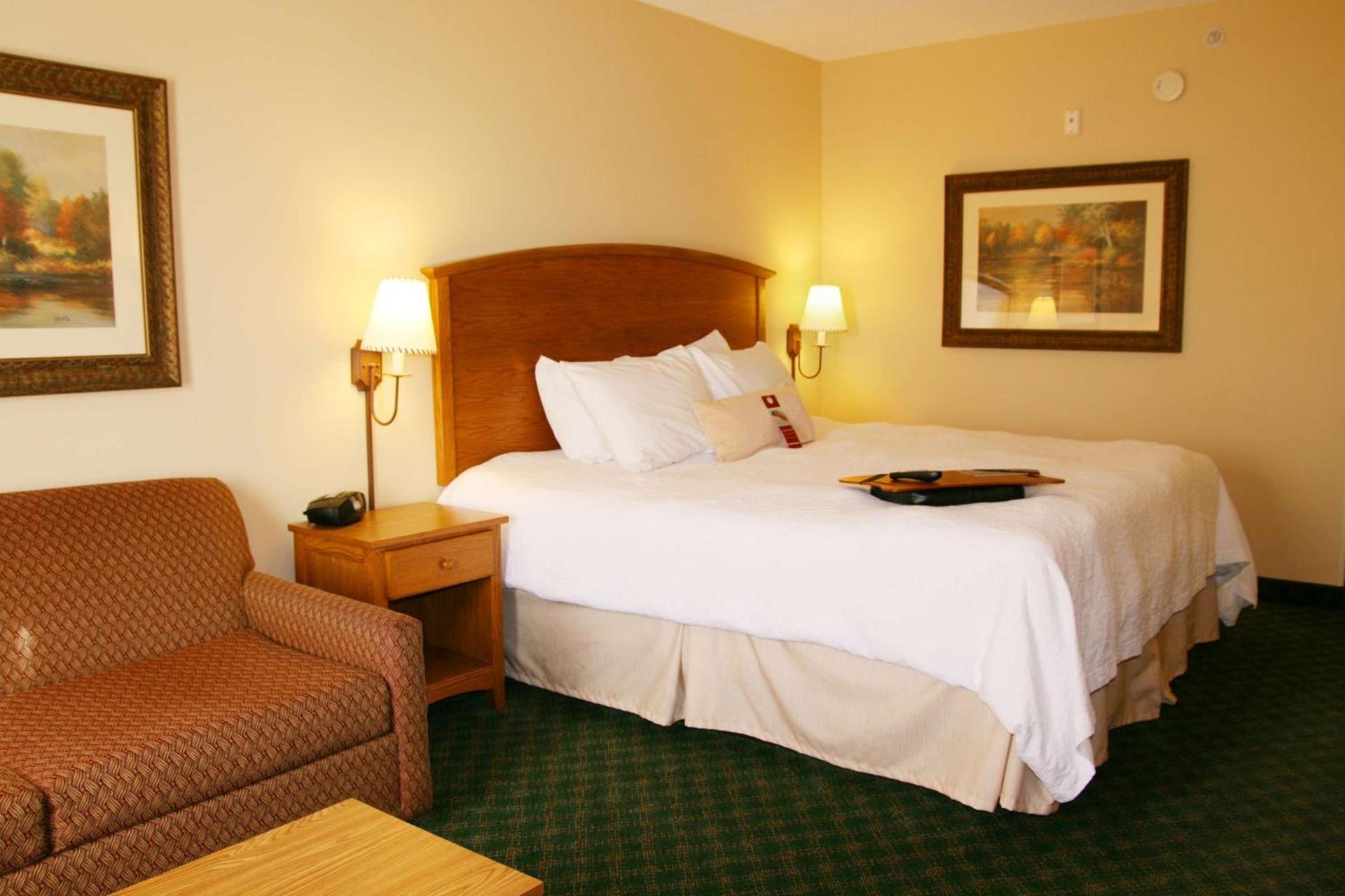 Hampton Inn Guntersville photo 16