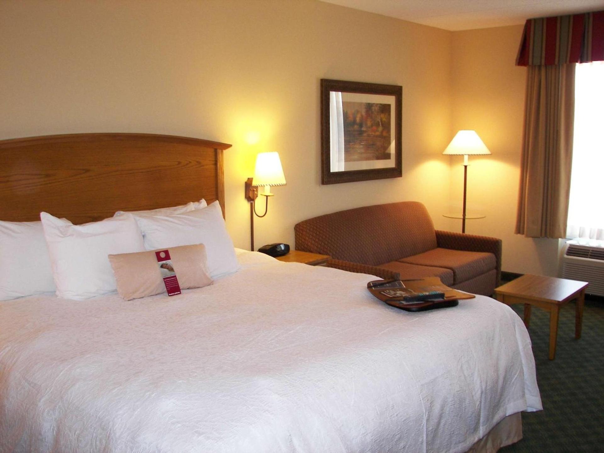Hampton Inn Guntersville photo 26