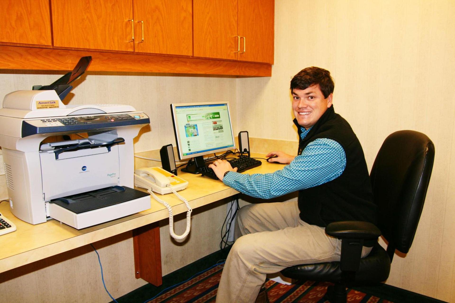 Hampton Inn Guntersville photo 32