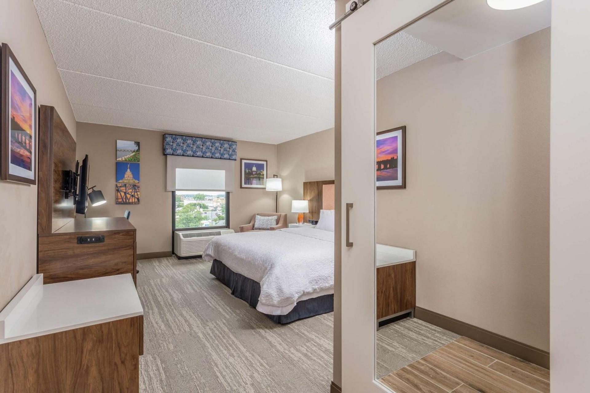 Hampton Inn Harrisburg-East/Hershey photo 45