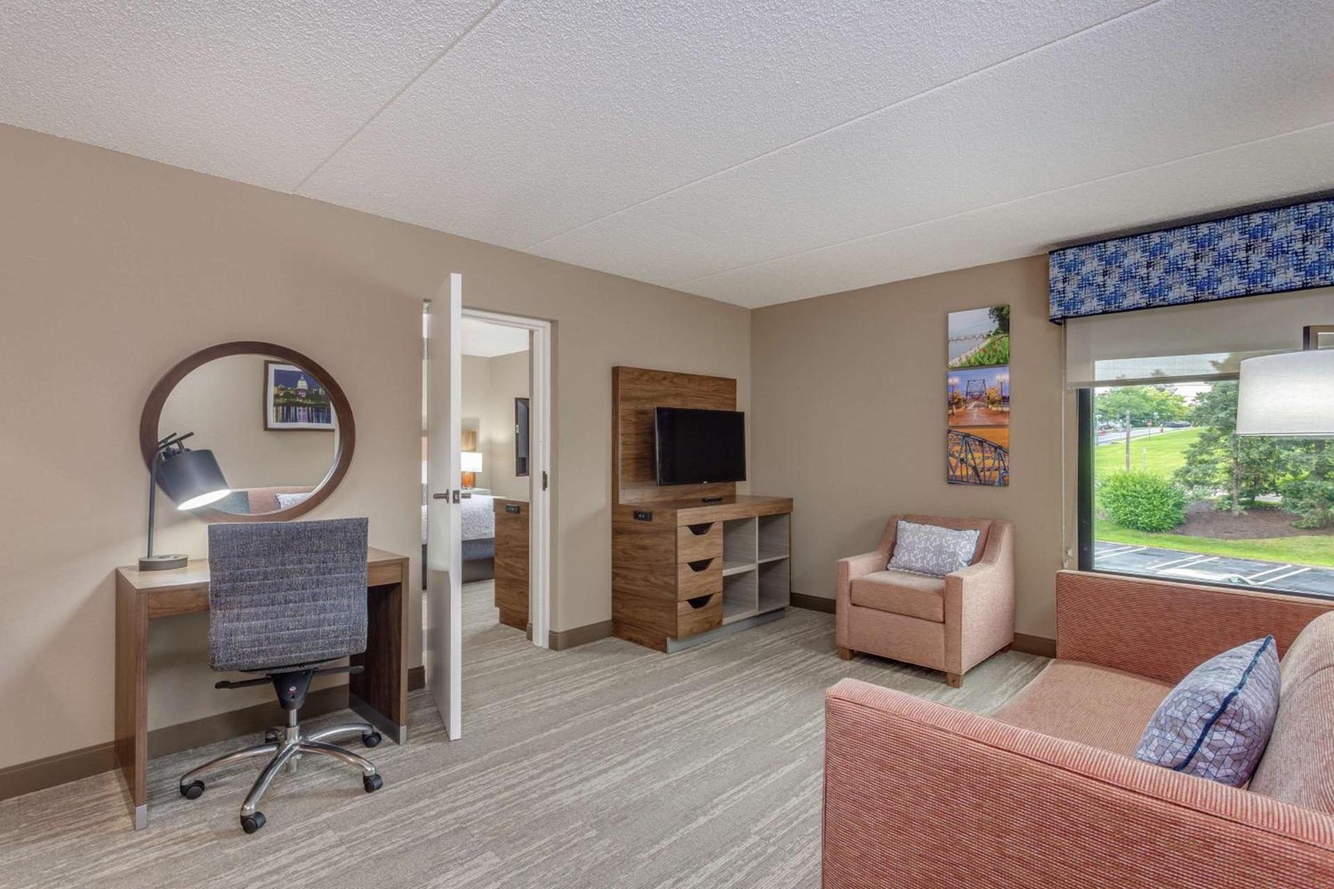 Hampton Inn Harrisburg-East/Hershey photo 27