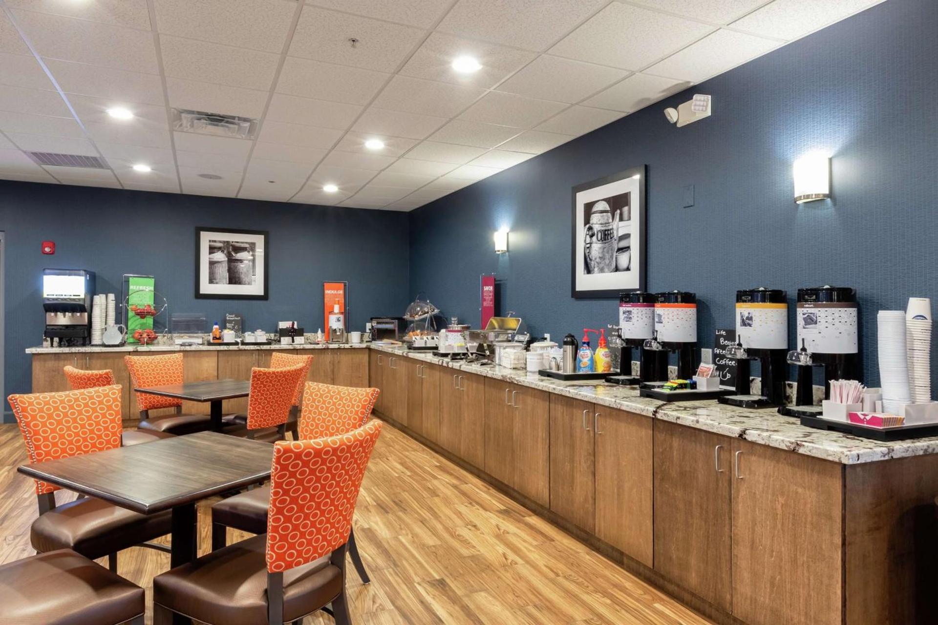Hampton Inn Houston/Humble-Airport Area photo 9