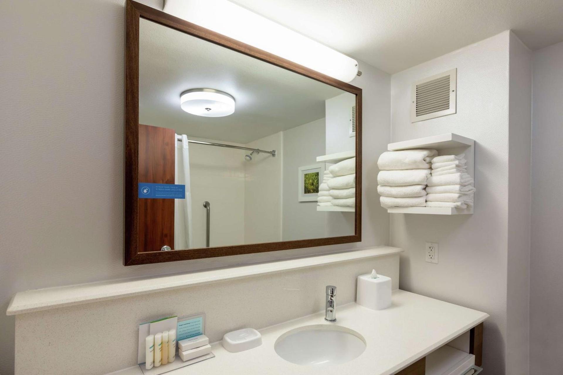 Hampton Inn Houston/Humble-Airport Area photo 24