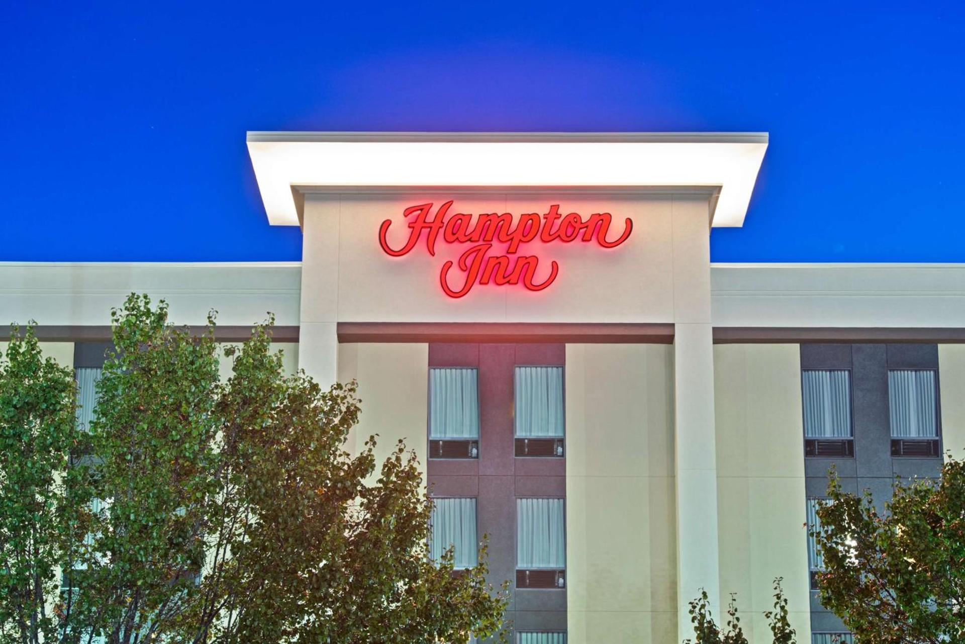 Hampton Inn Huntington/Barboursville photo 2