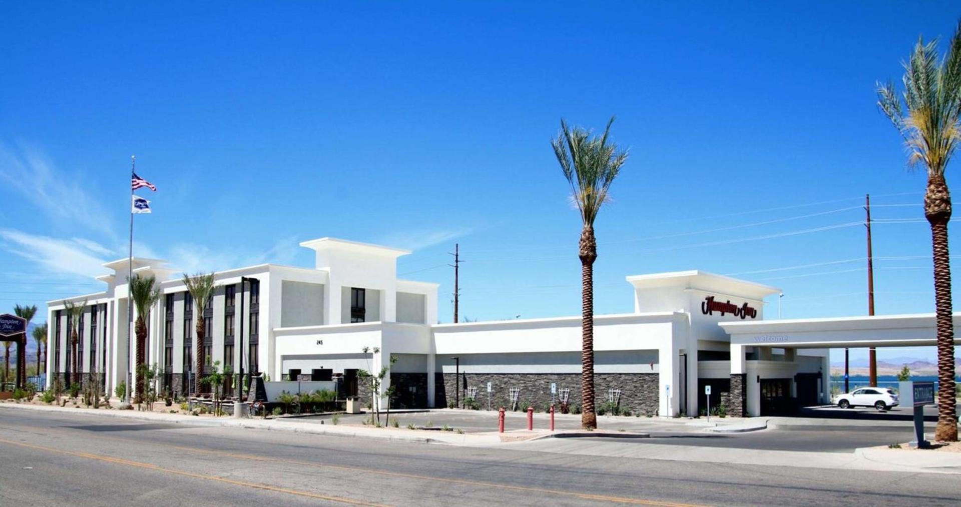 Hampton Inn Lake Havasu City photo 2