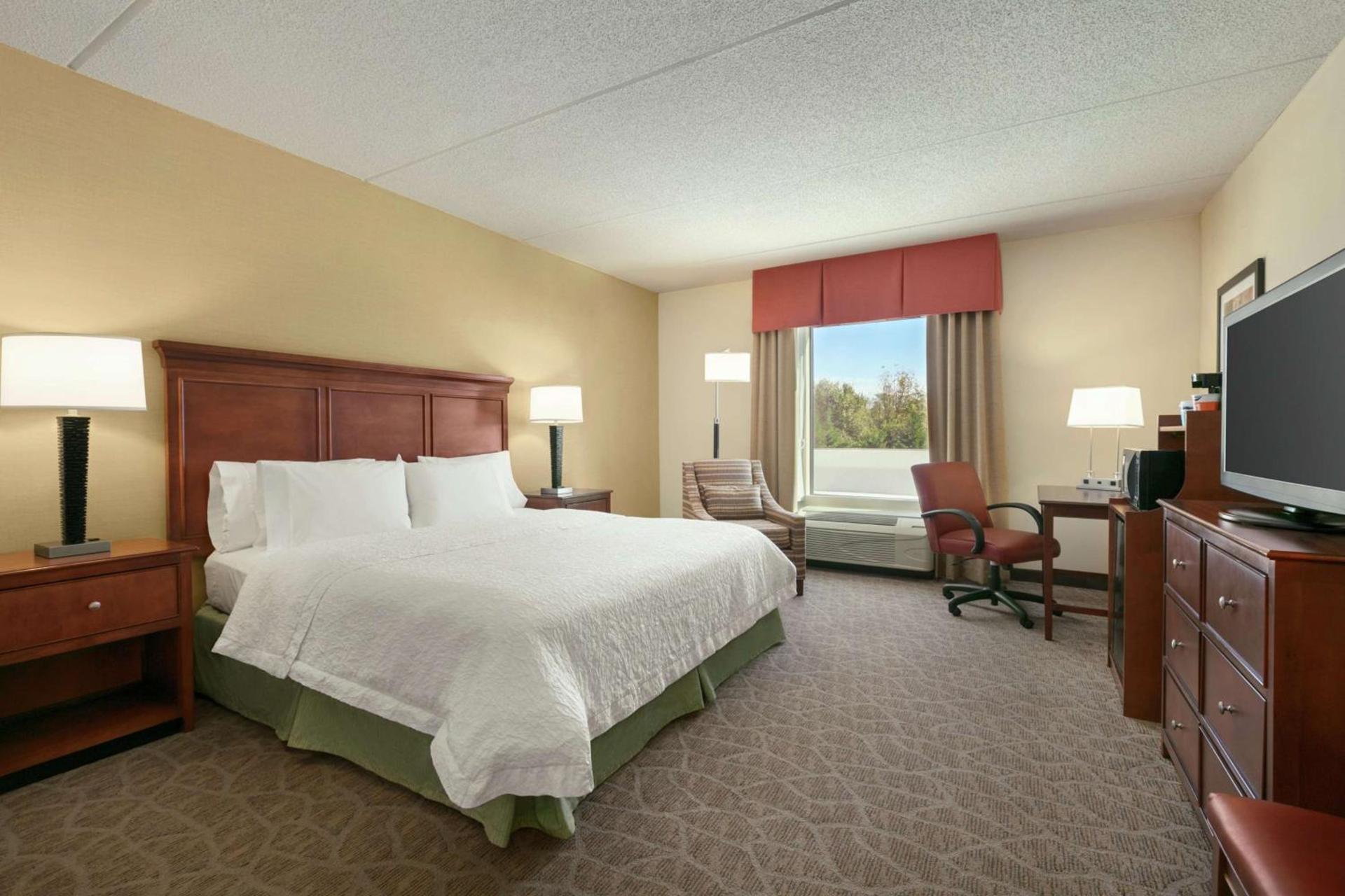 Hampton Inn & Suites Charles Town photo 11