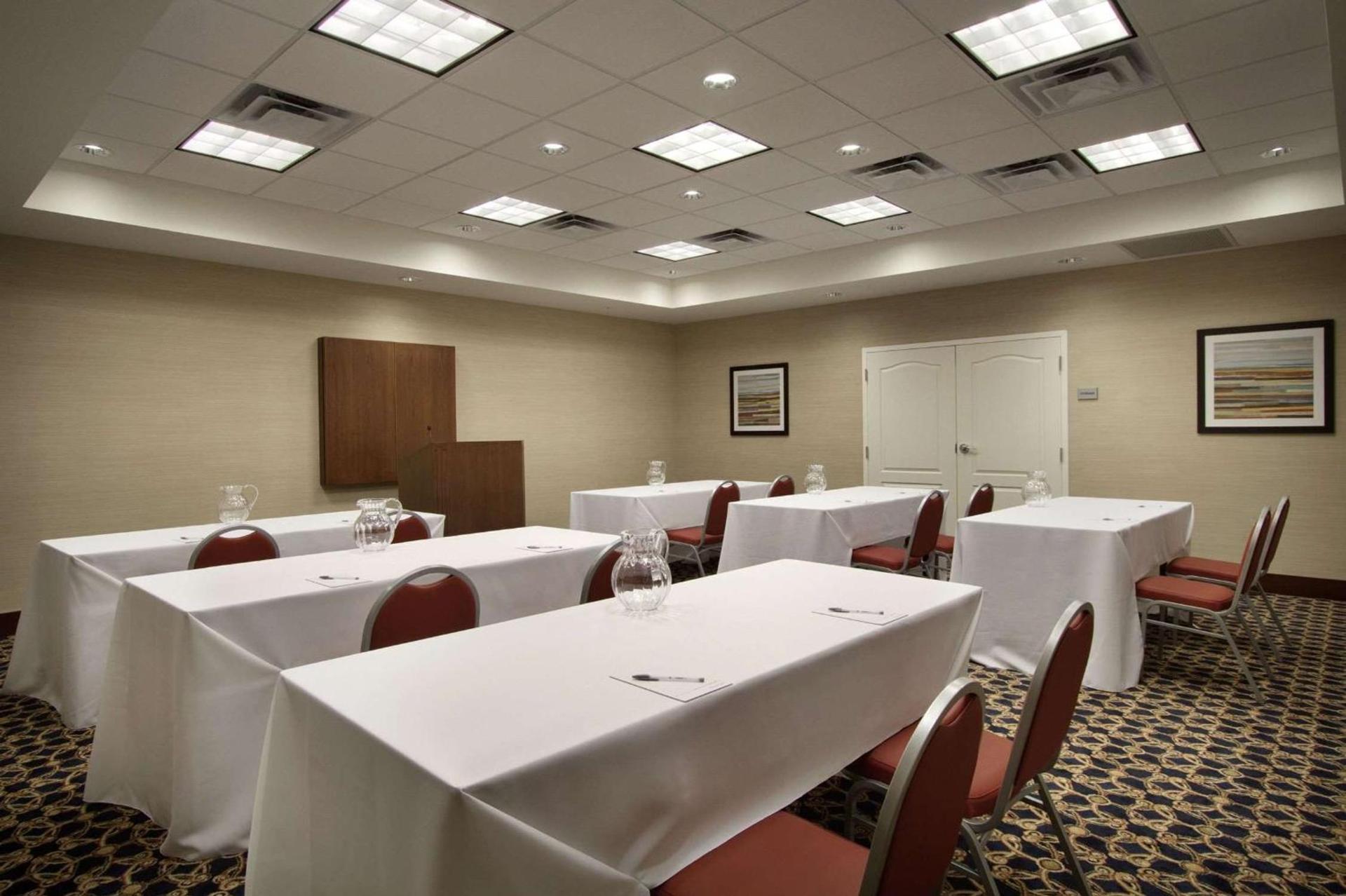 Hampton Inn & Suites Charles Town photo 22
