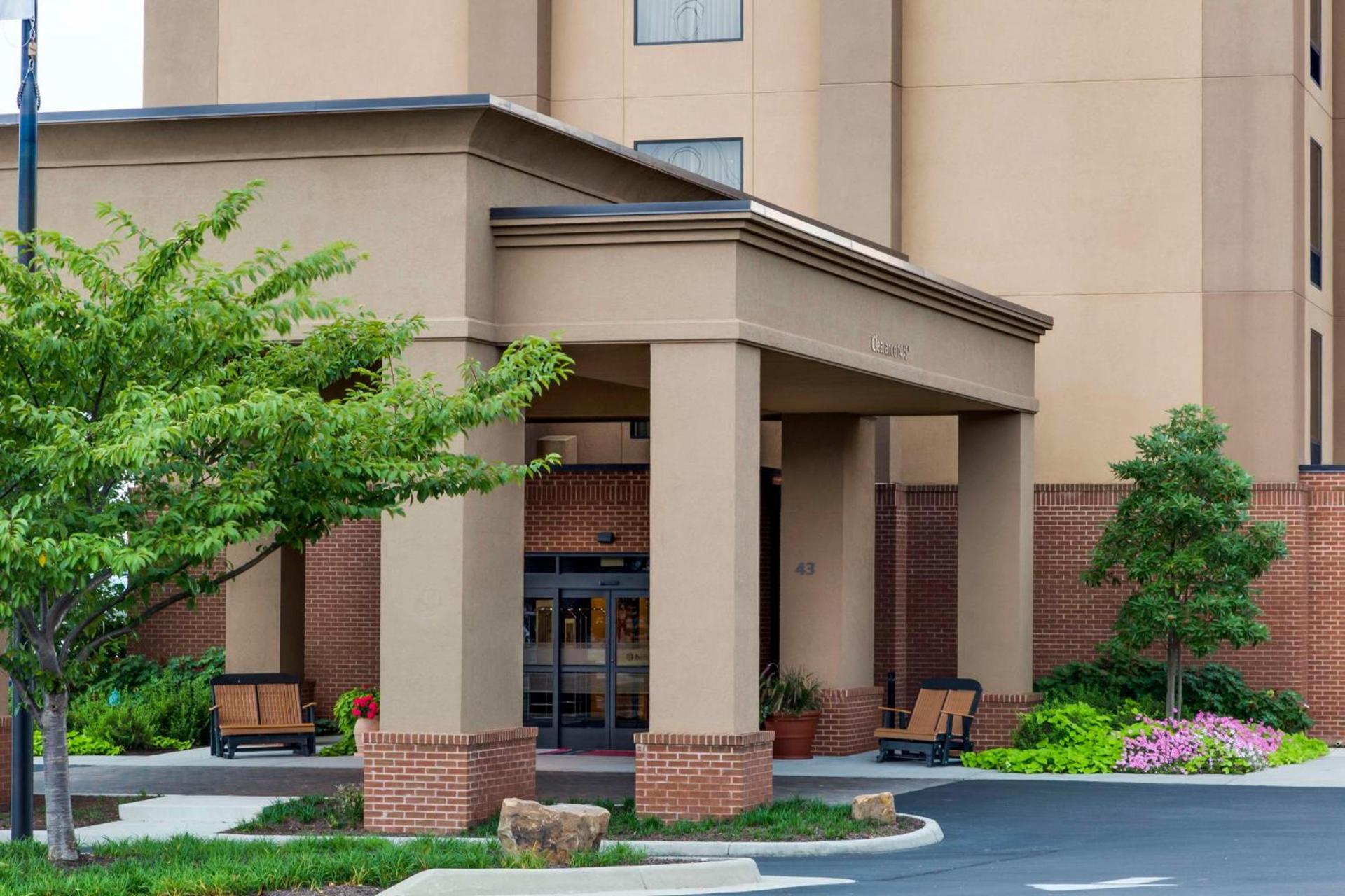Hampton Inn Harrisonburg South photo 3