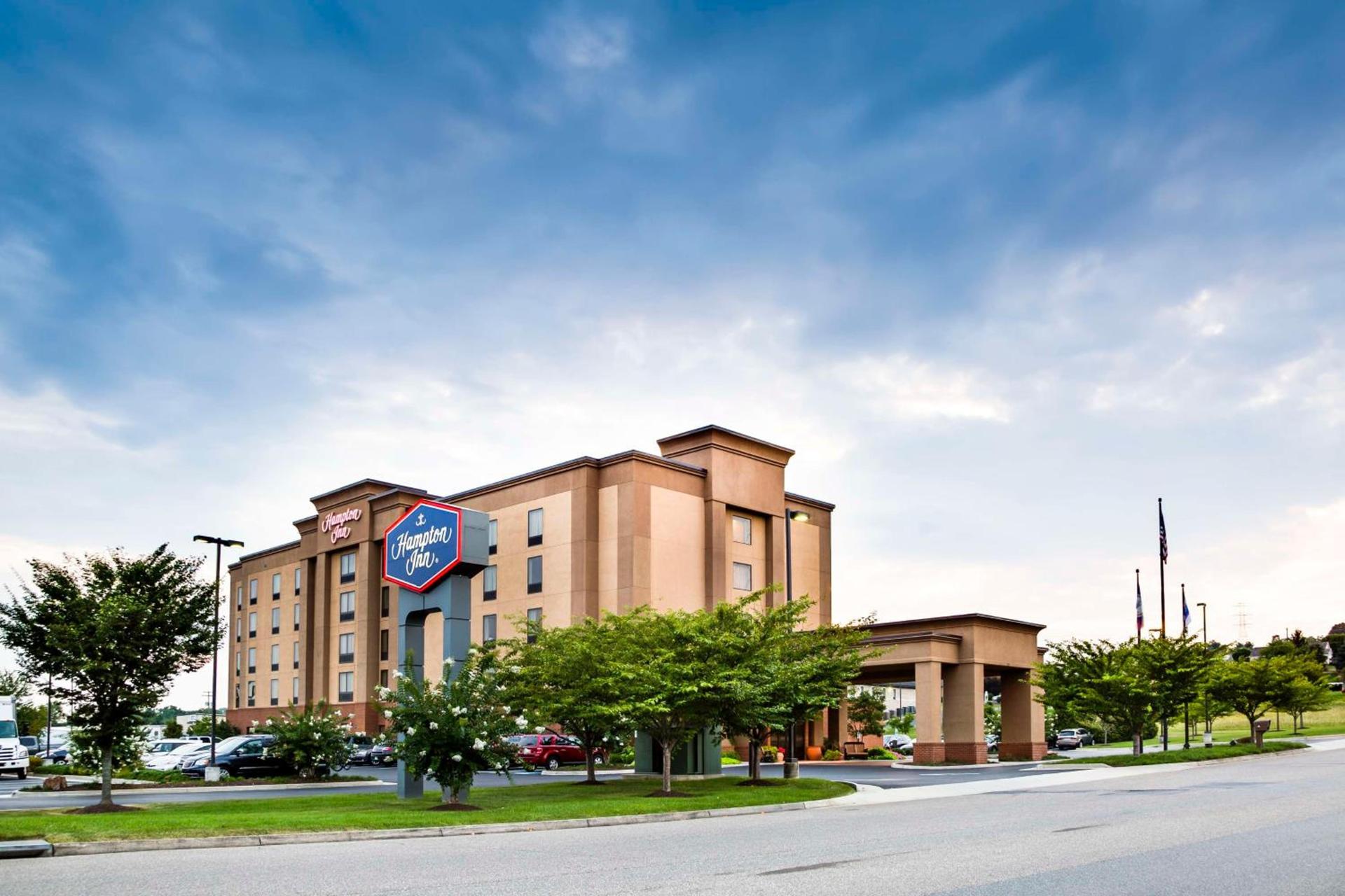 Hampton Inn Harrisonburg South photo 4