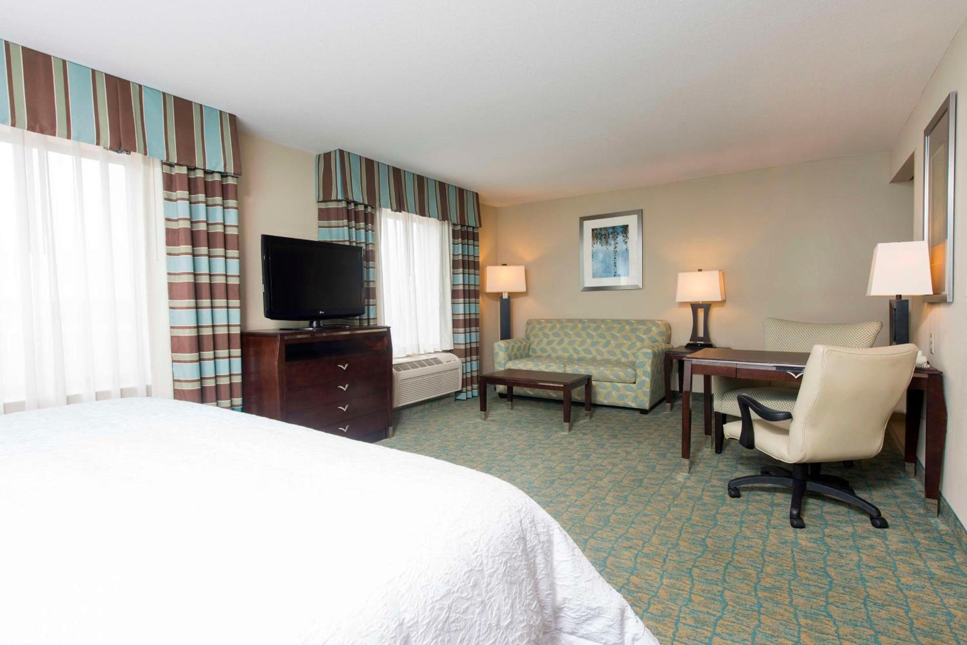 Hampton Inn & Suites Crawfordsville photo 17