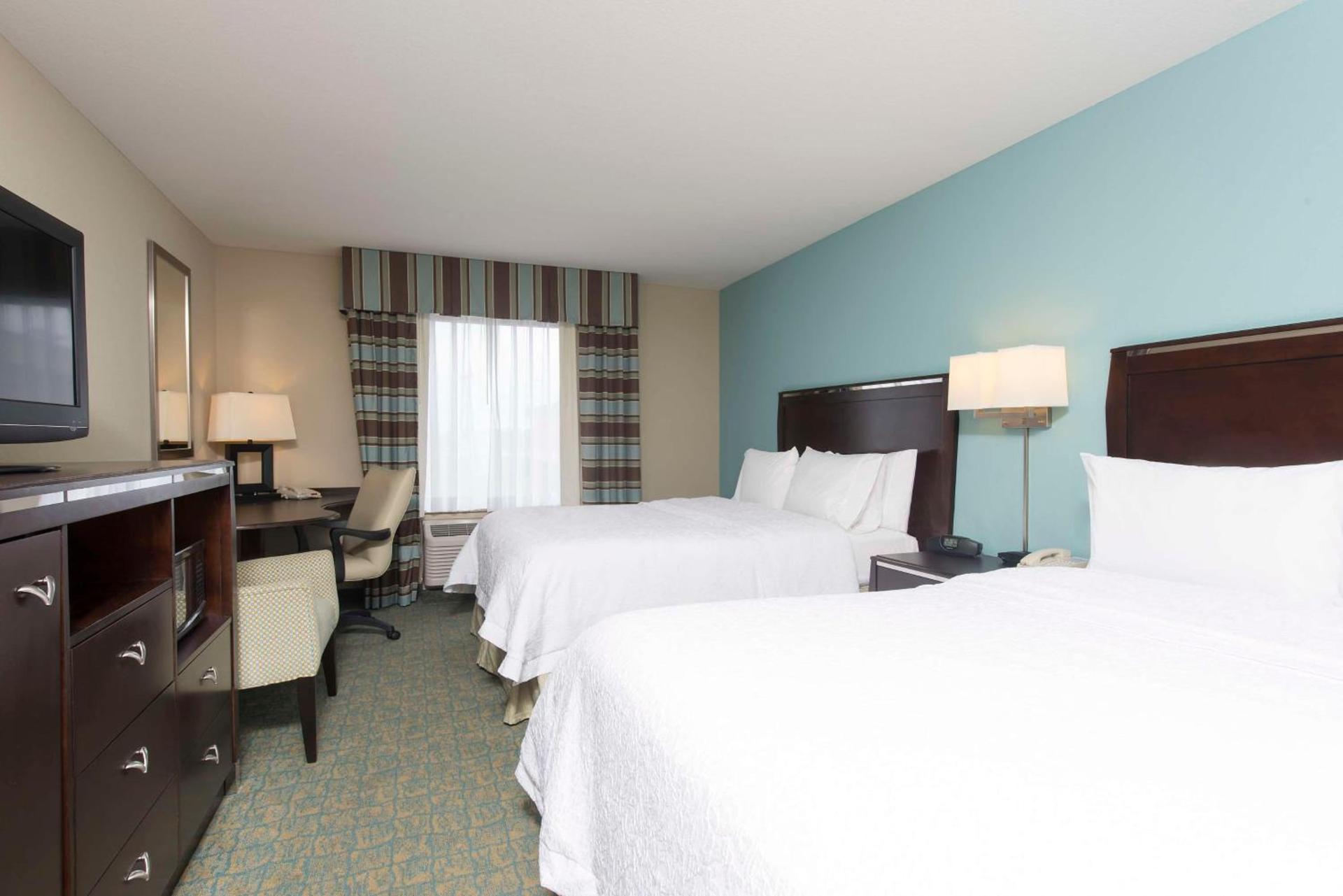 Hampton Inn & Suites Crawfordsville photo 21