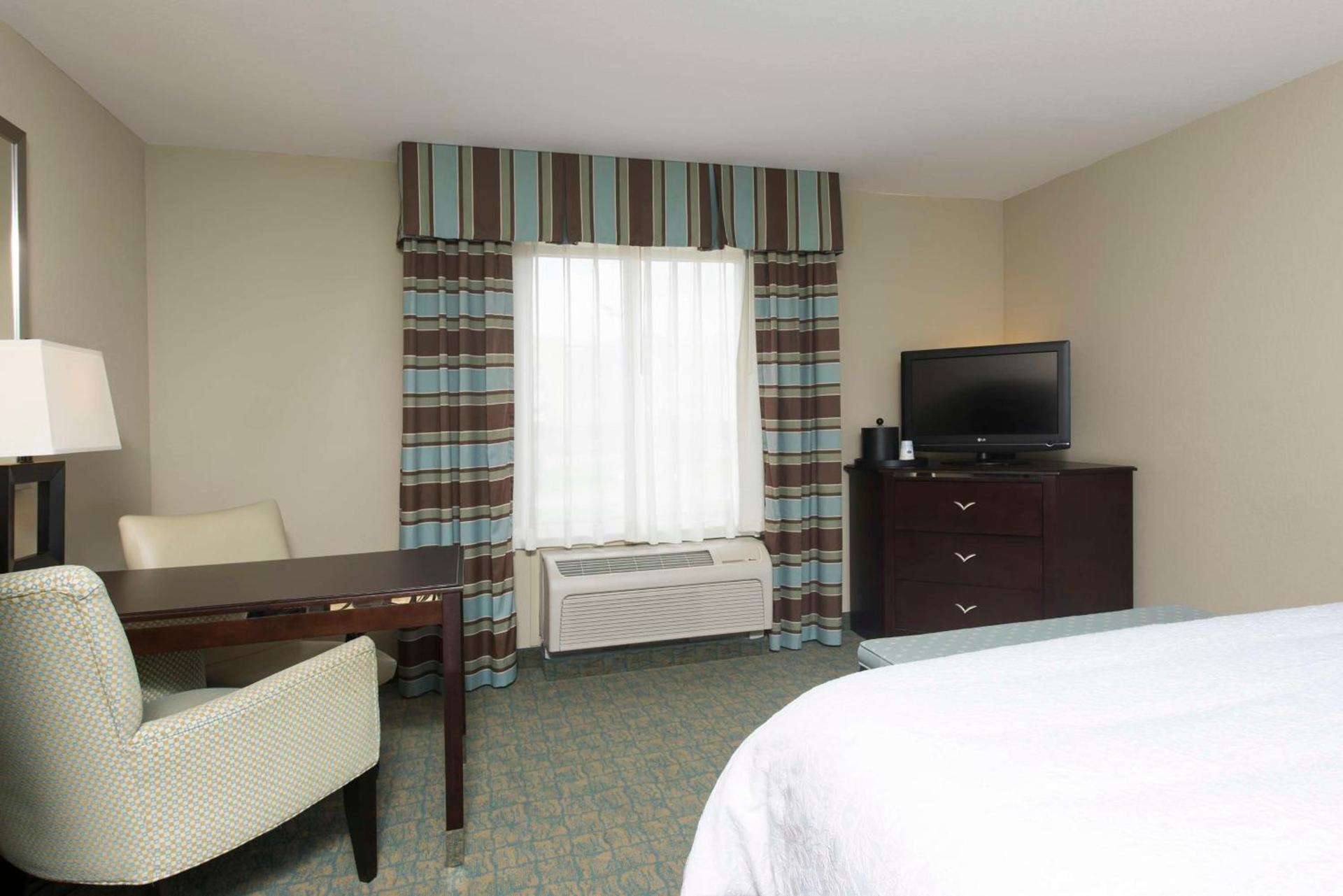 Hampton Inn & Suites Crawfordsville photo 25