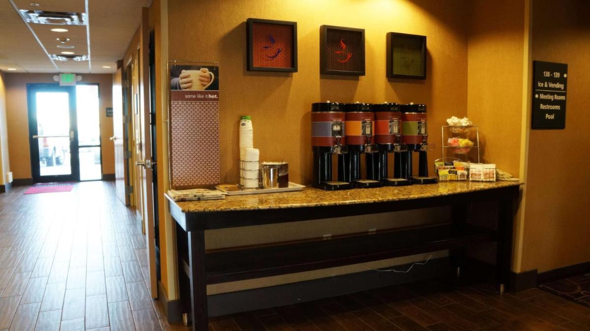 Hampton Inn & Suites Kingman photo 14