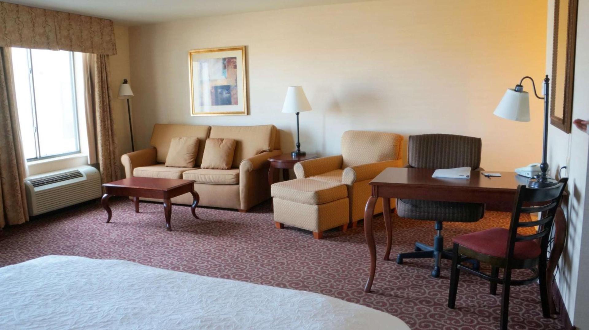 Hampton Inn & Suites Kingman photo 24