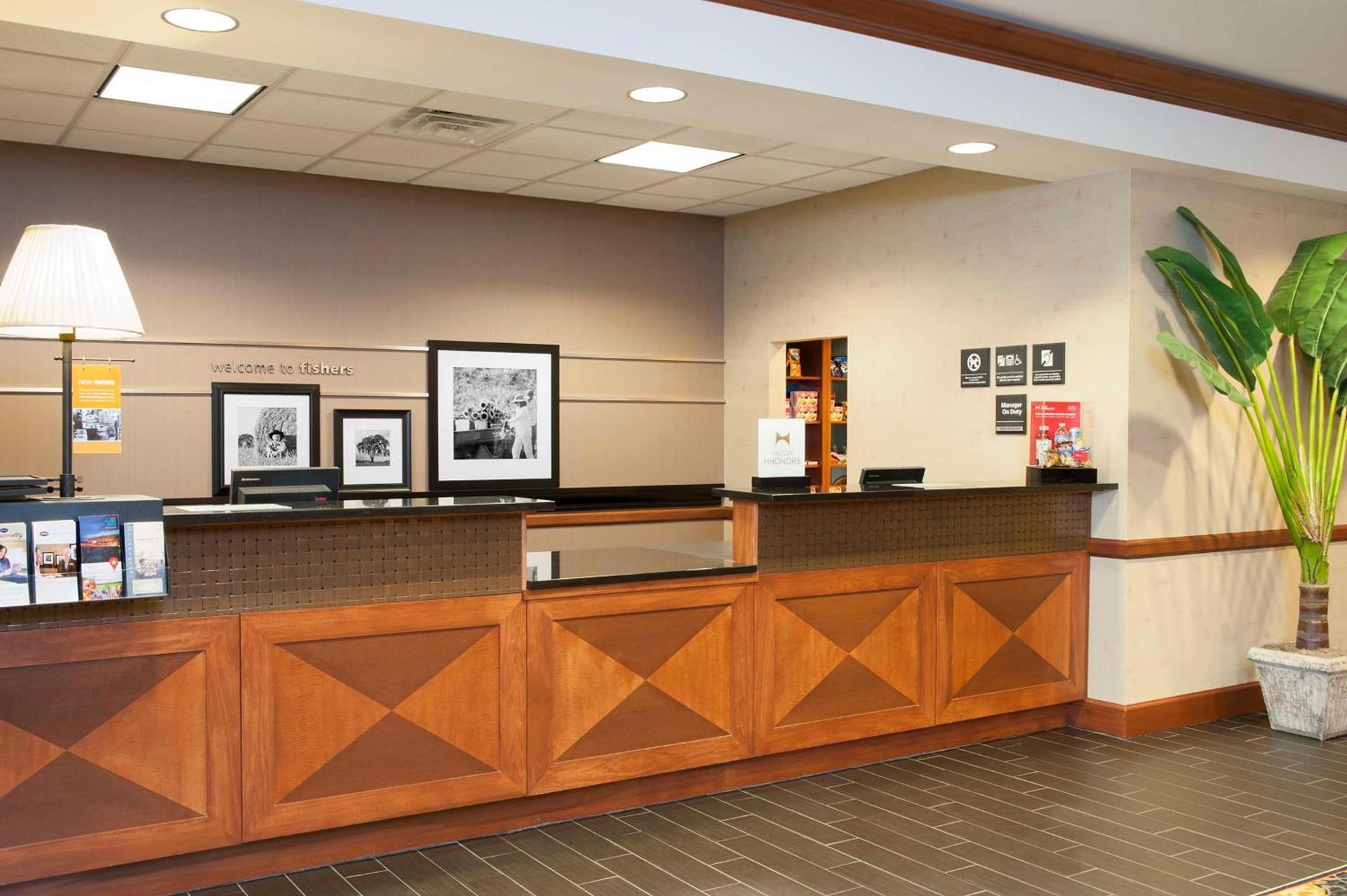 Hampton Inn and Suites Indianapolis-Fishers photo 3