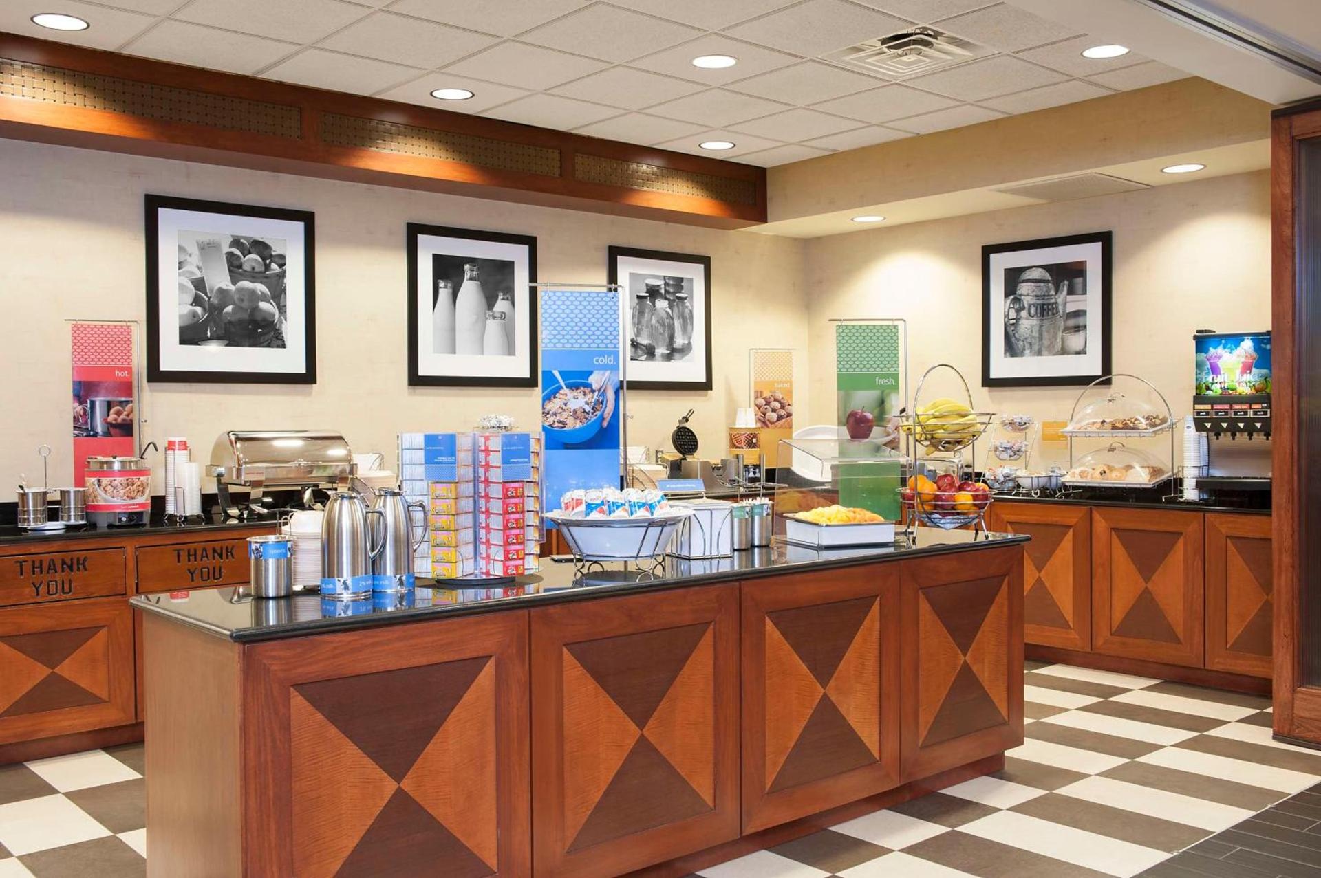 Hampton Inn and Suites Indianapolis-Fishers photo 15