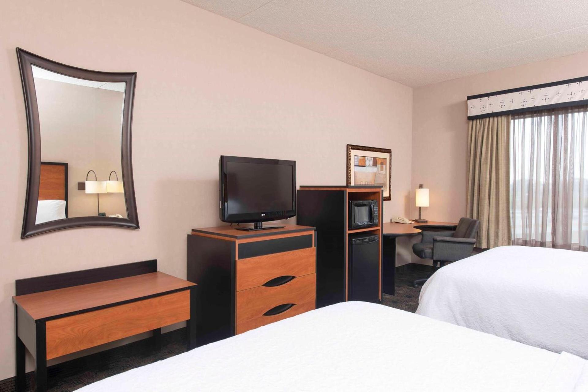 Hampton Inn and Suites Indianapolis-Fishers photo 20