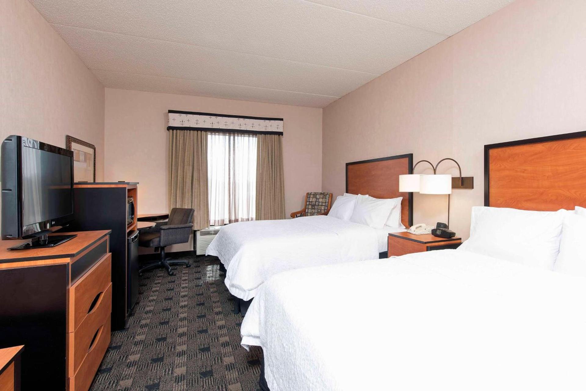 Hampton Inn and Suites Indianapolis-Fishers photo 22