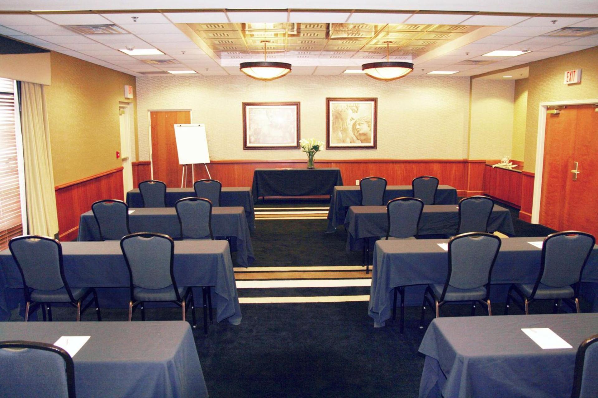Hampton Inn and Suites Indianapolis-Fishers photo 40