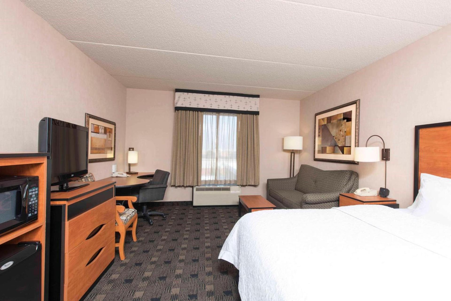 Hampton Inn and Suites Indianapolis-Fishers photo 39