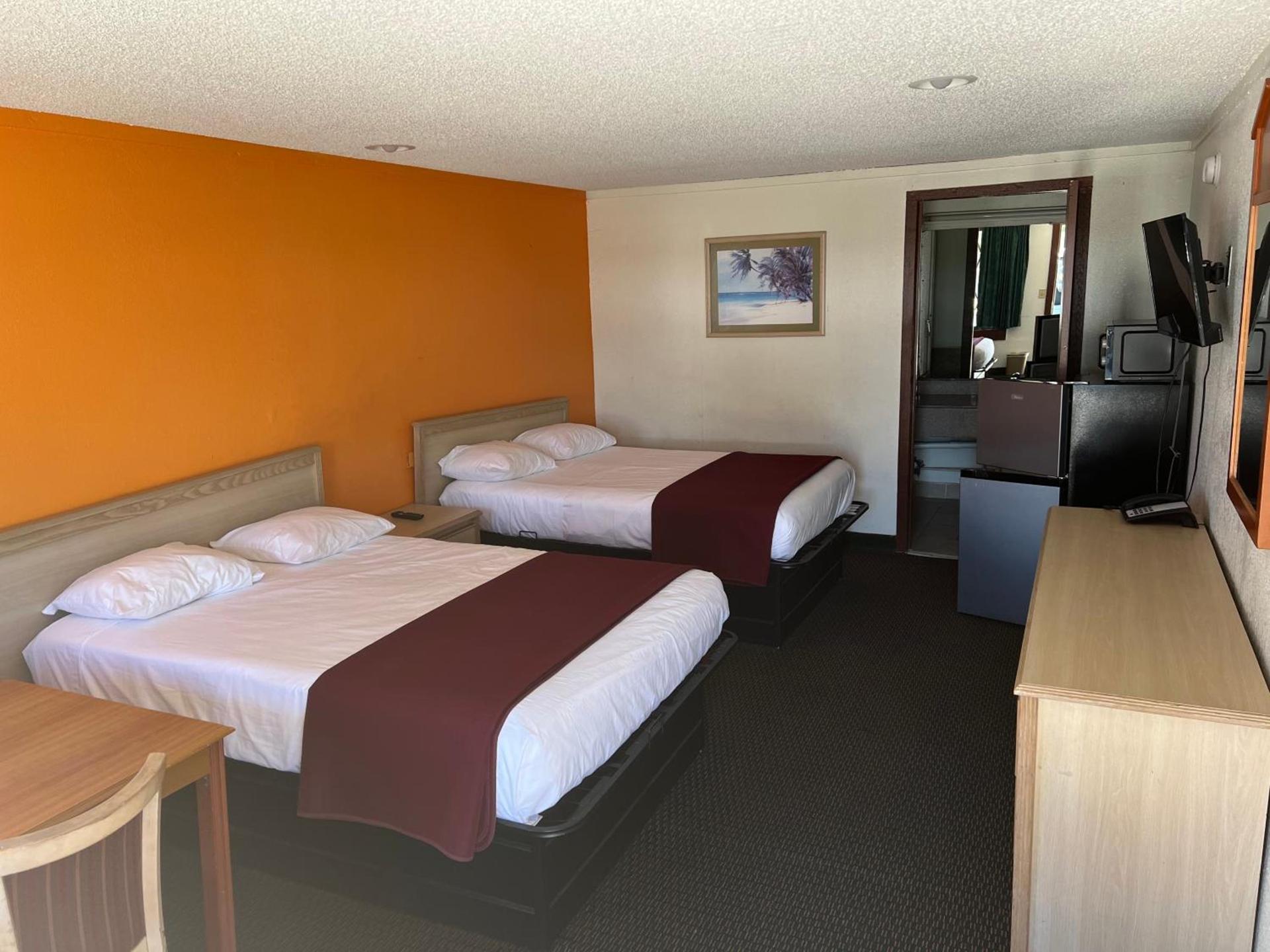 Sunrise Inn - Bradenton photo 13