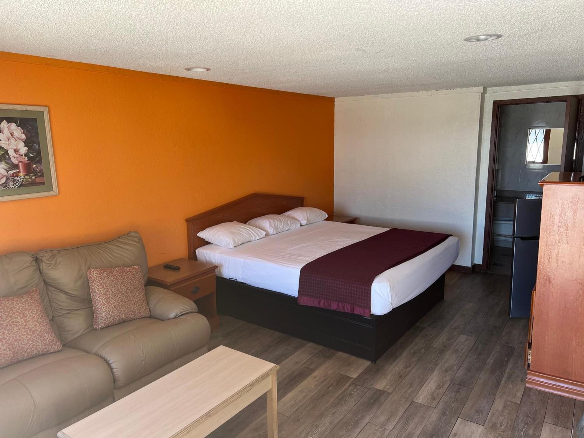 Sunrise Inn - Bradenton photo 14