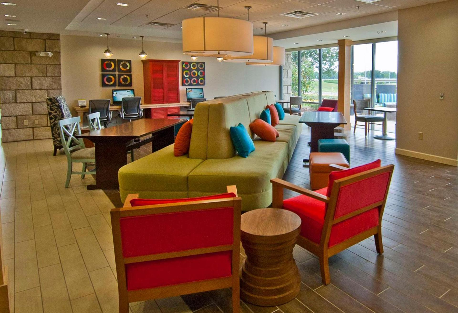 Home2 Suites by Hilton Ridgeland photo 4
