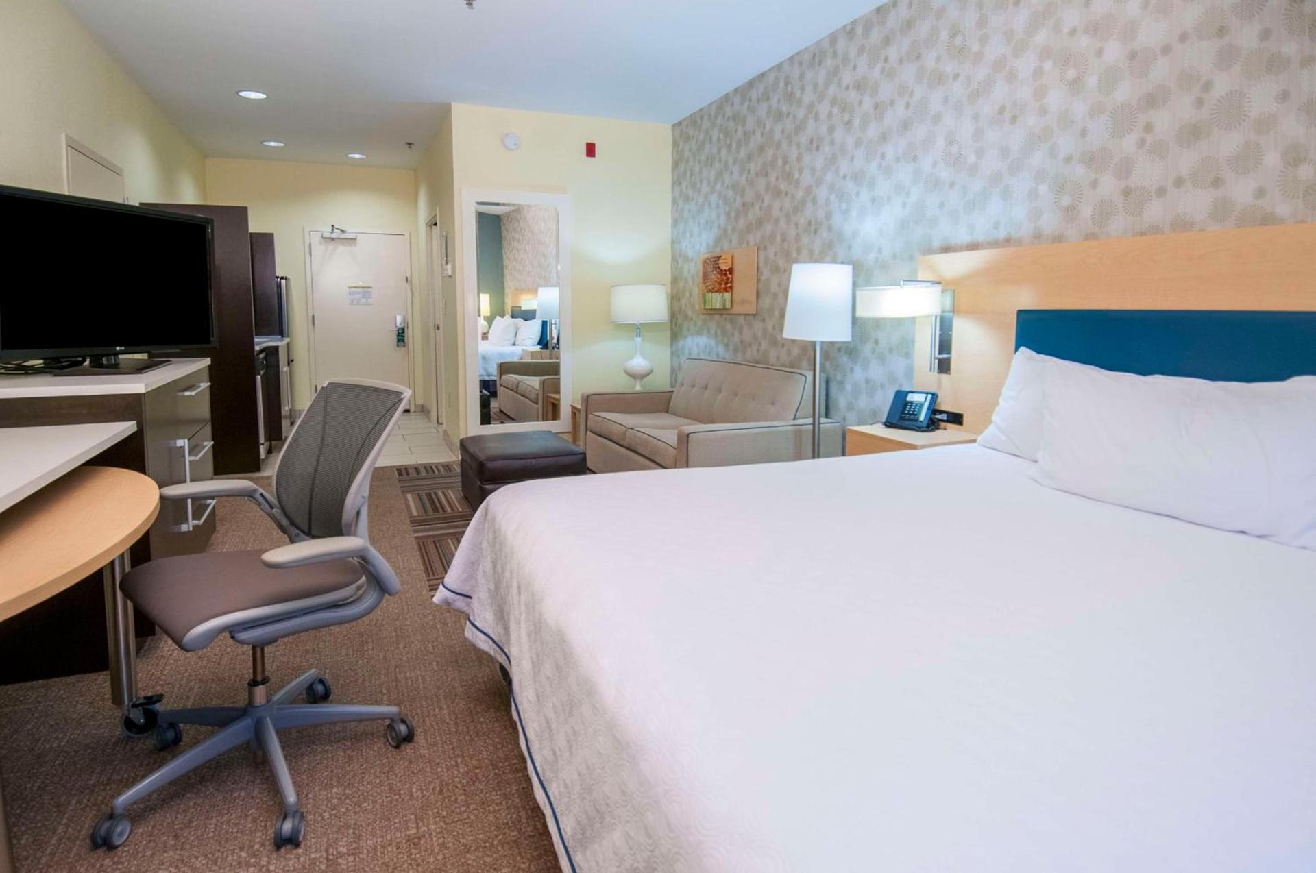 Home2 Suites by Hilton Ridgeland photo 13
