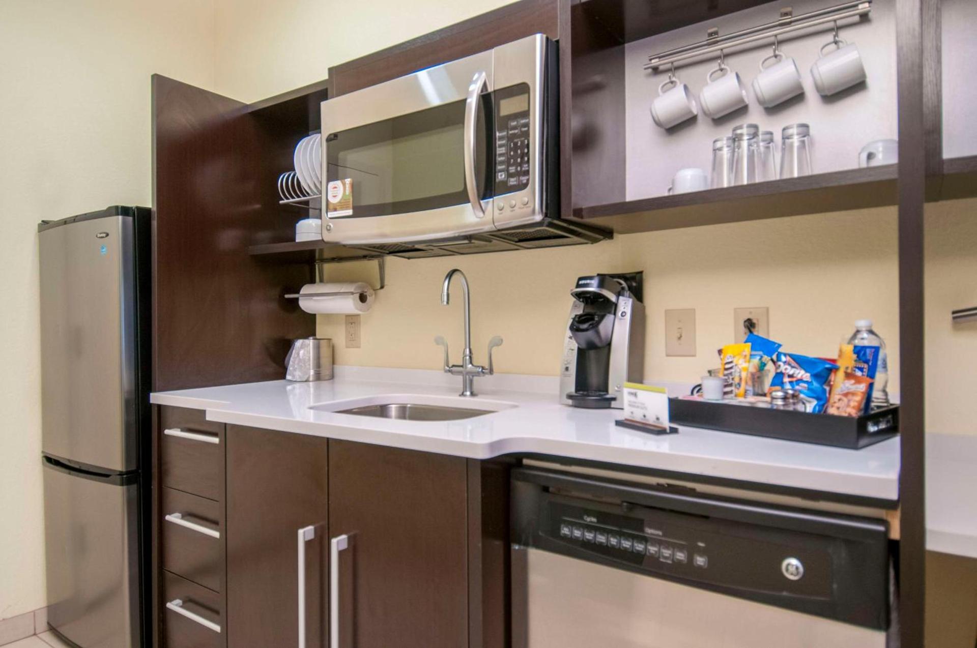 Home2 Suites by Hilton Ridgeland photo 31