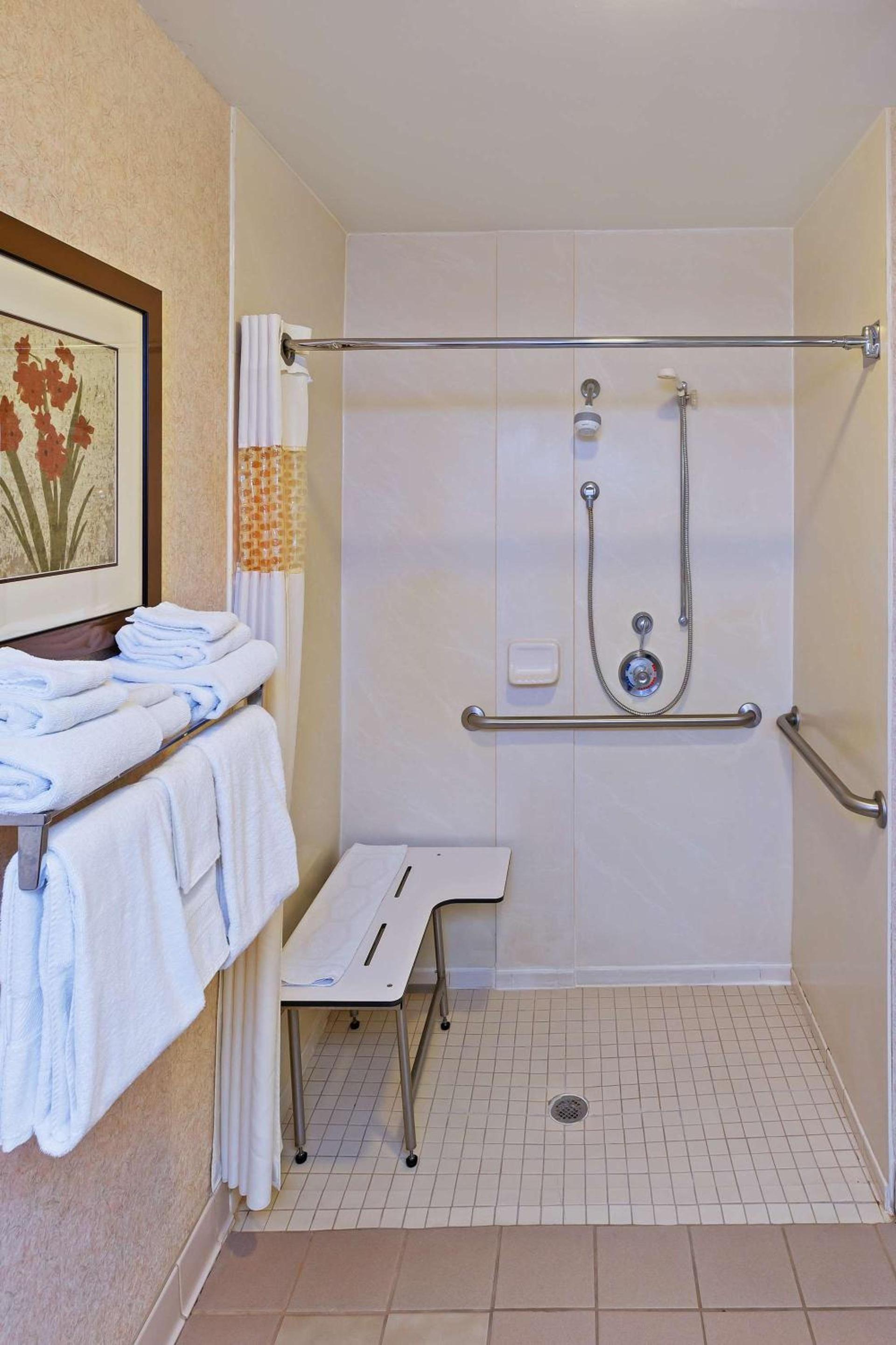 Hampton Inn Jonesboro photo 5
