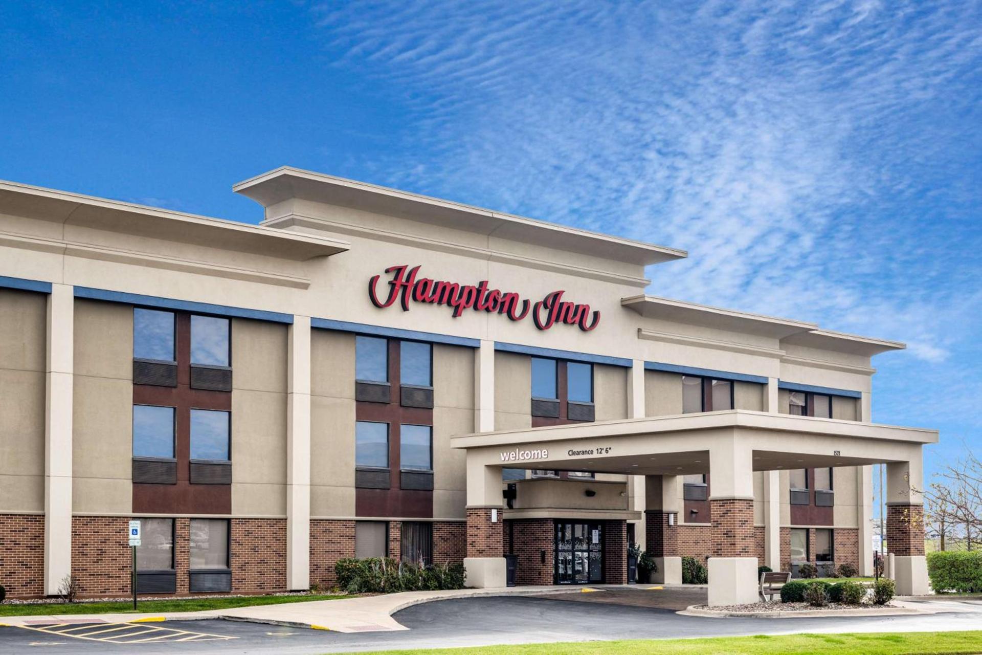 Hampton Inn Joliet/I-80 photo 2