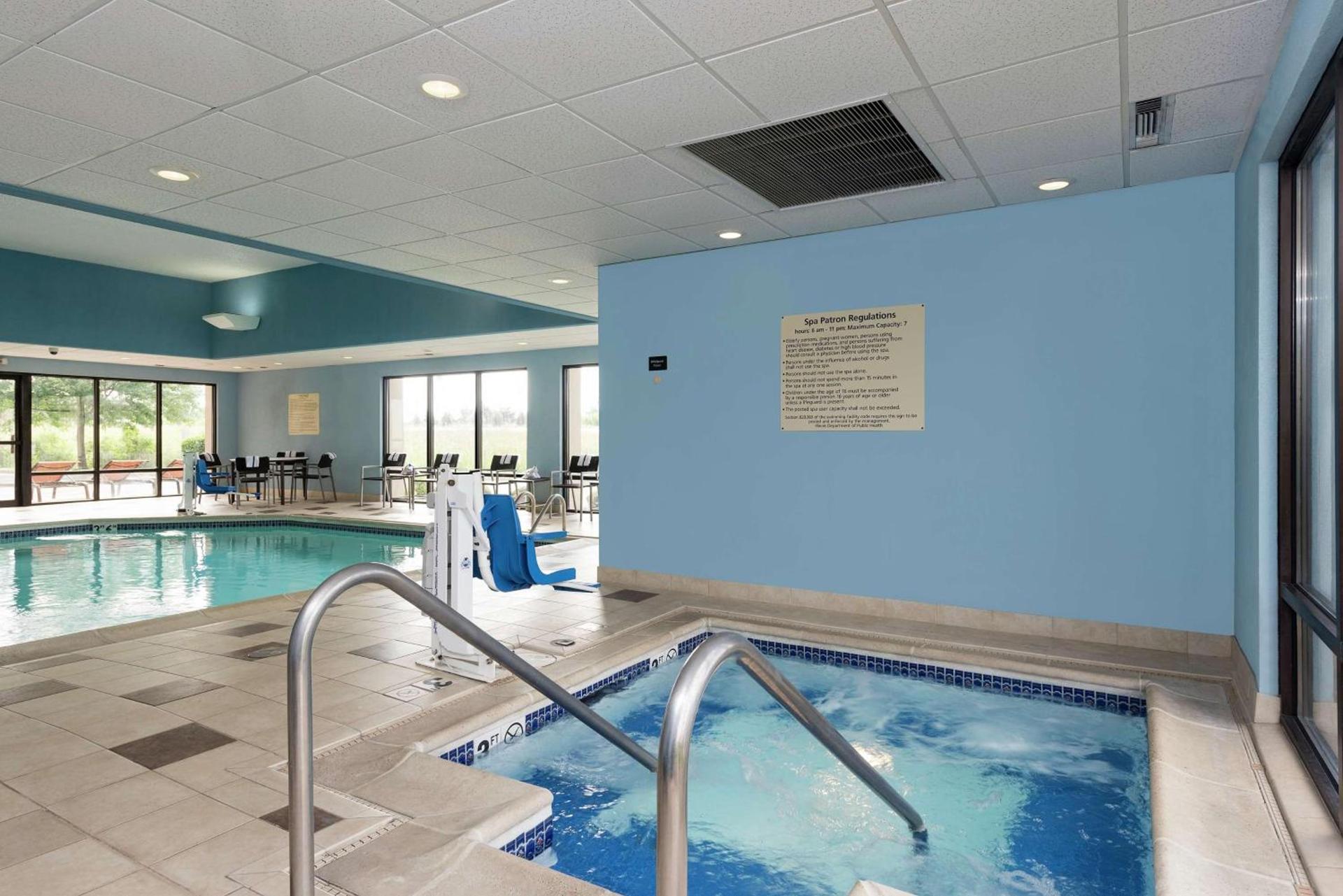 Hampton Inn Joliet/I-80 photo 11