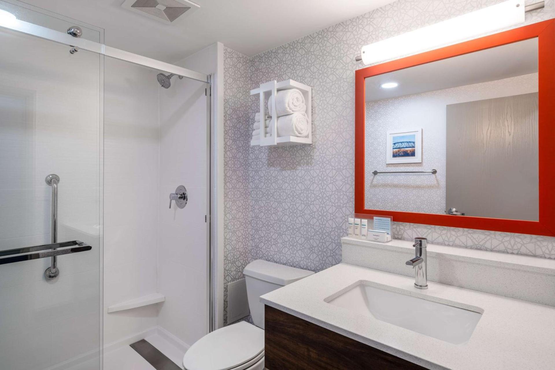 Hampton Inn Joliet/I-80 photo 18